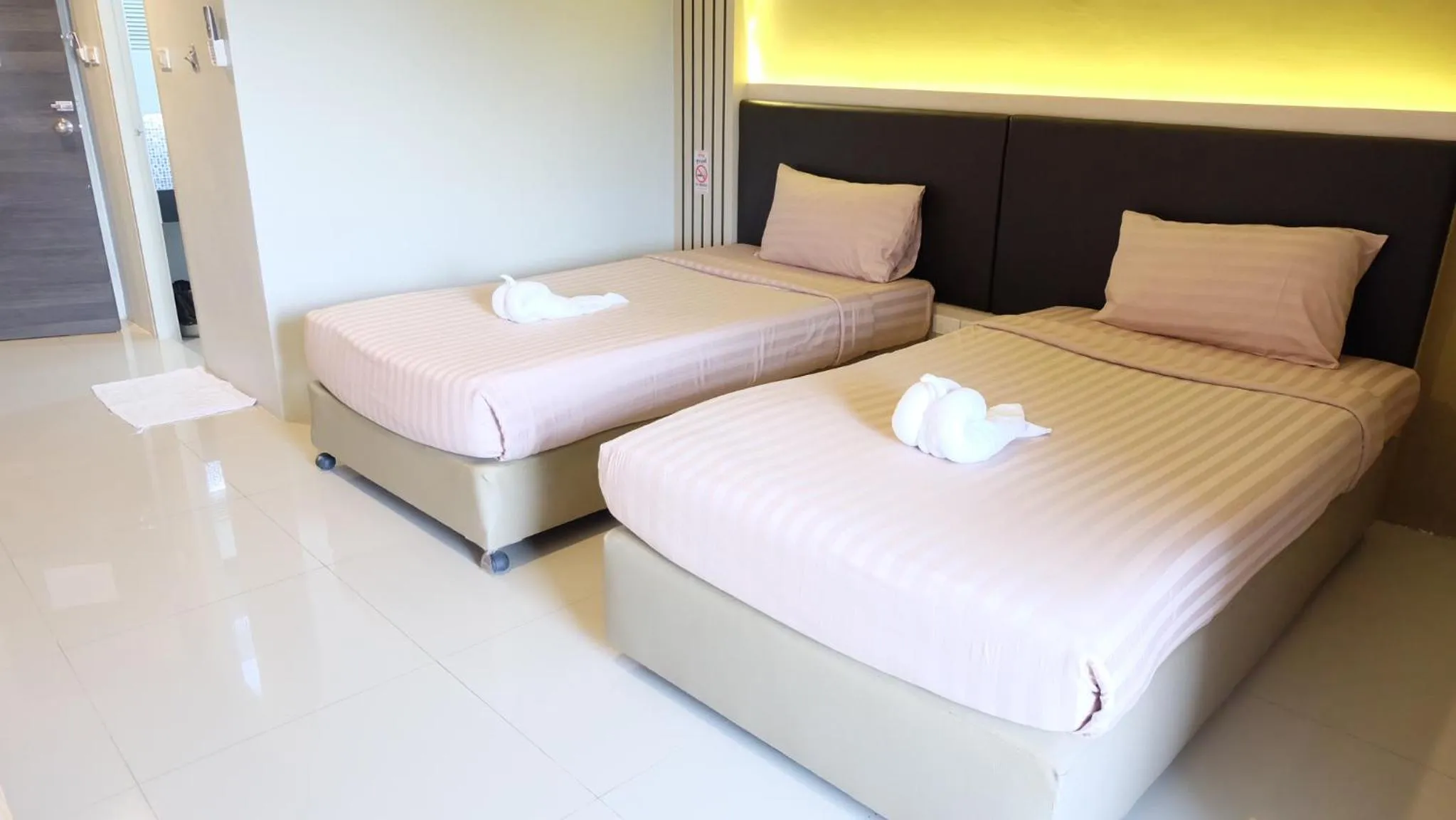 Bedroom, Bed in Silom Boutique Hotel Hatyai