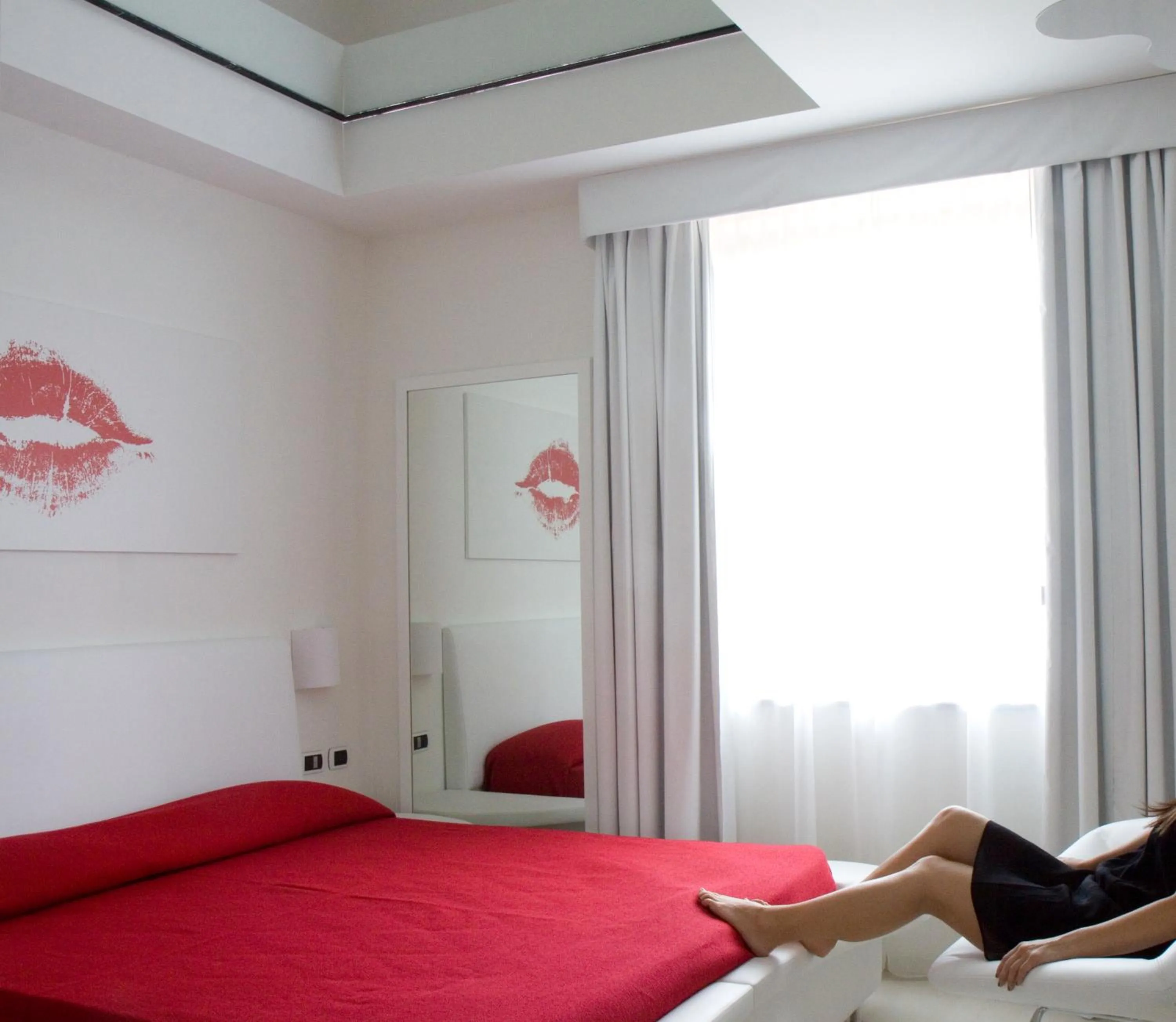 Bed in HM MotelHotel