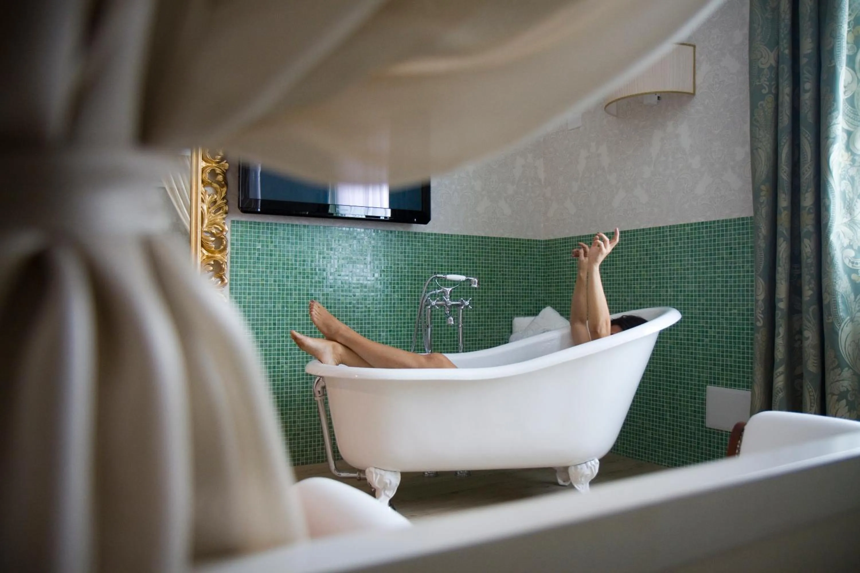 Bed in HM MotelHotel