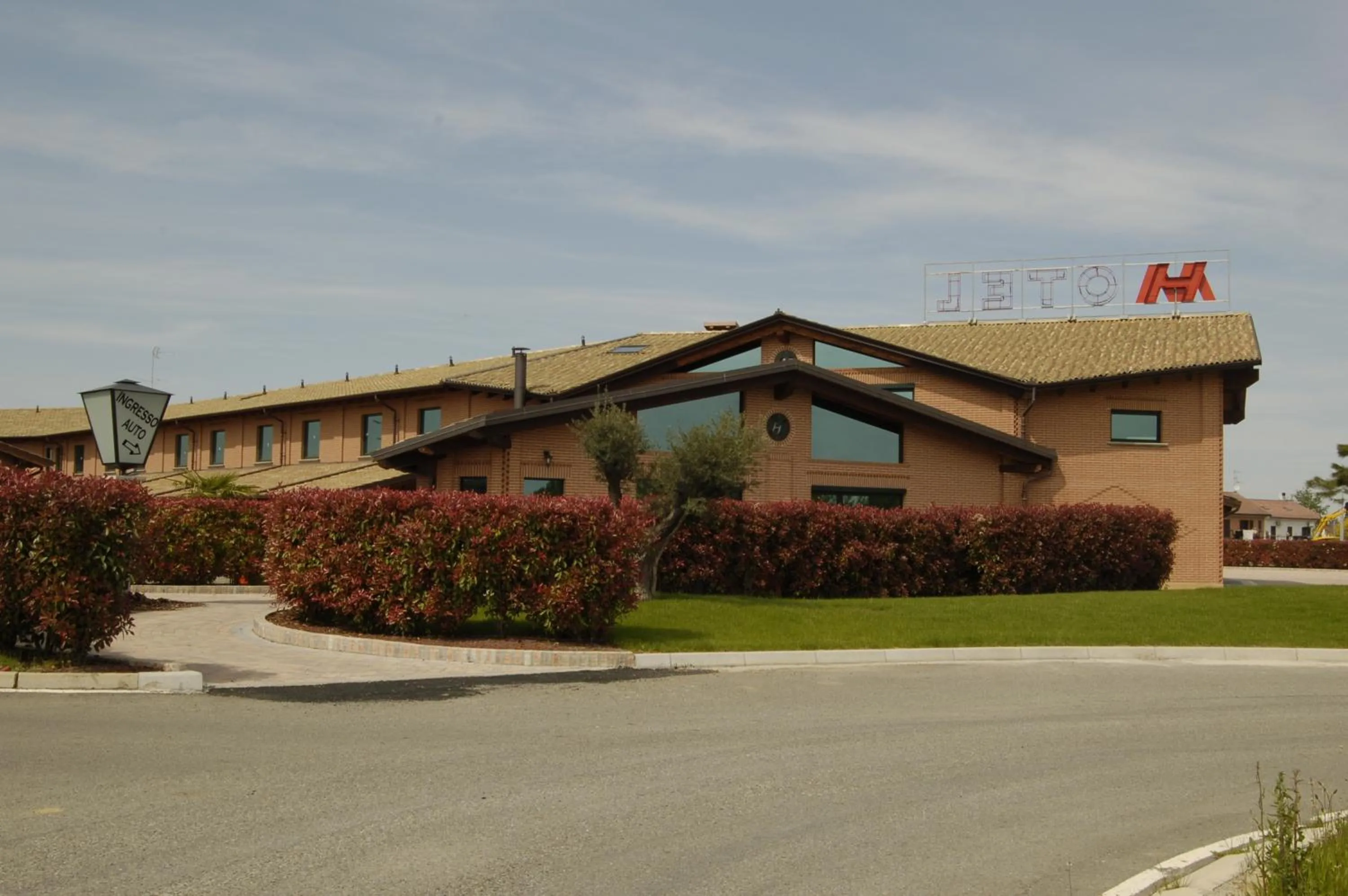Facade/entrance in HM MotelHotel