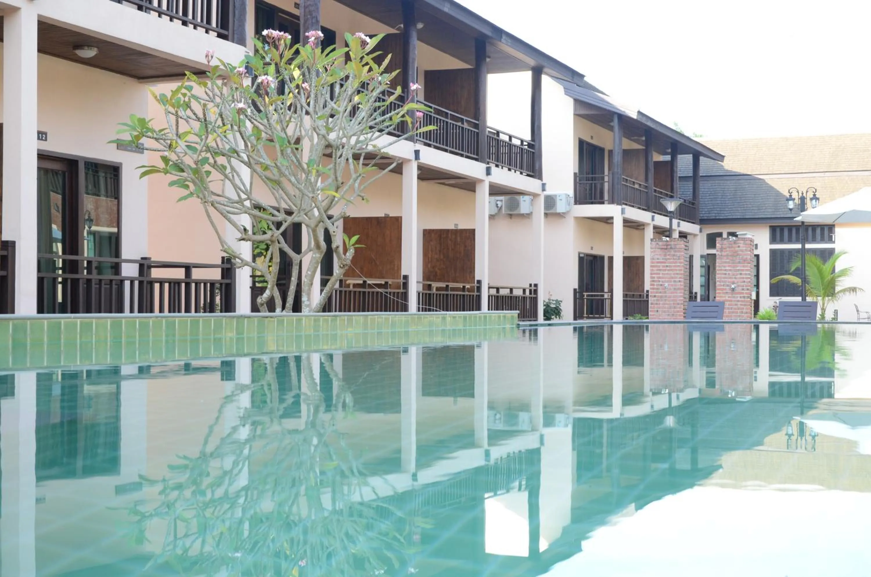 Swimming pool in Saksiri Riverside Boutique Hotel