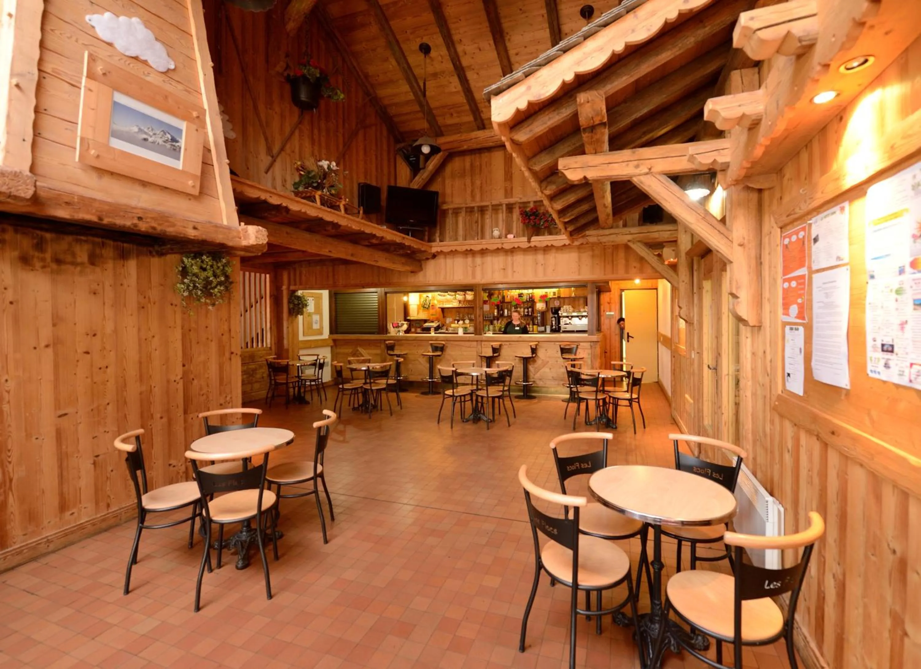 Lounge or bar in Village De Vacances Les Flocons Verts