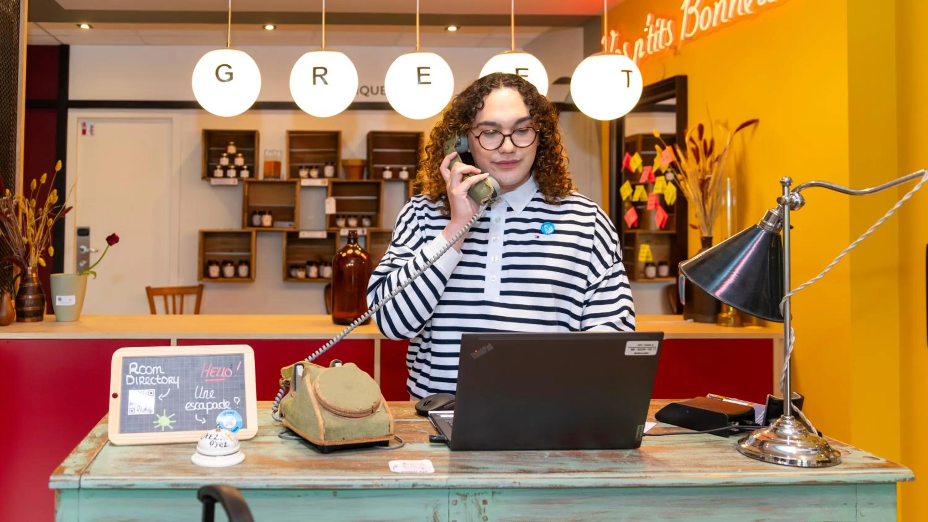 People in greet Hotel Massieux Lyon Nord