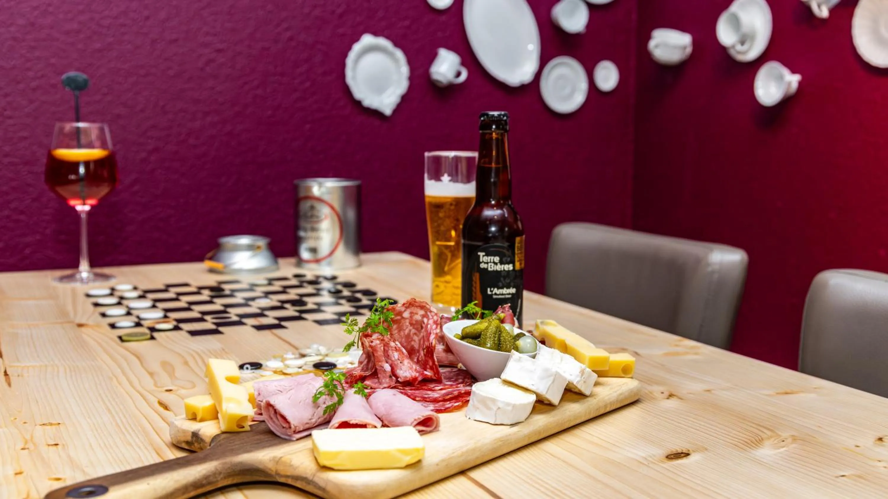 Food and drinks in greet Hotel Massieux Lyon Nord