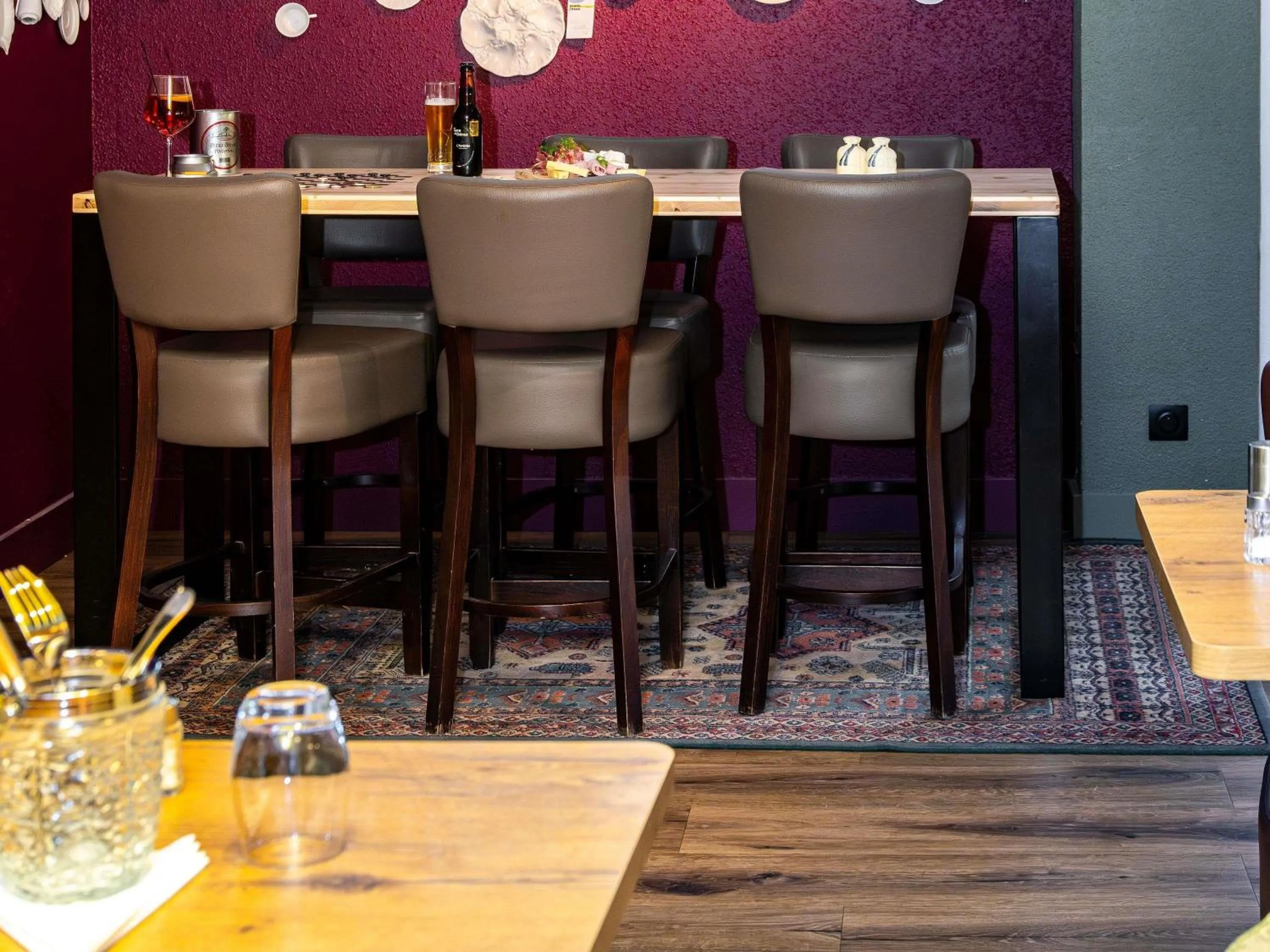 Restaurant/places to eat in greet Hotel Massieux Lyon Nord