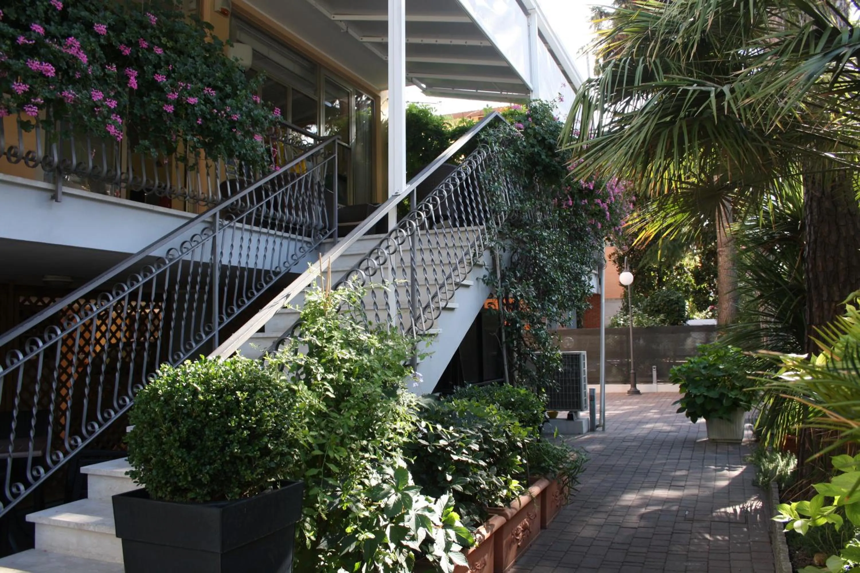 Facade/entrance in Hotel Bellerofonte