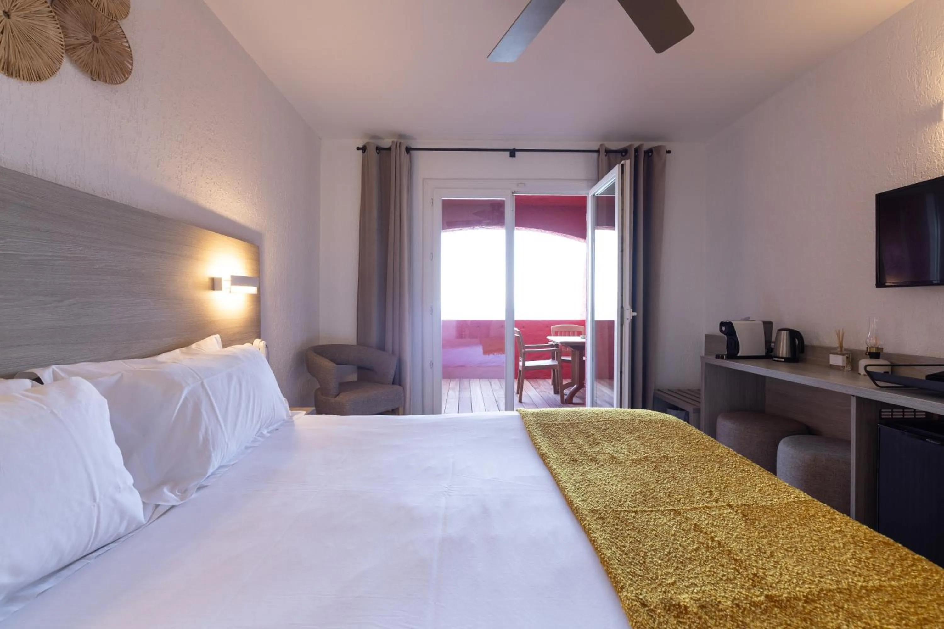 Bed in Hôtel Dolce Notte