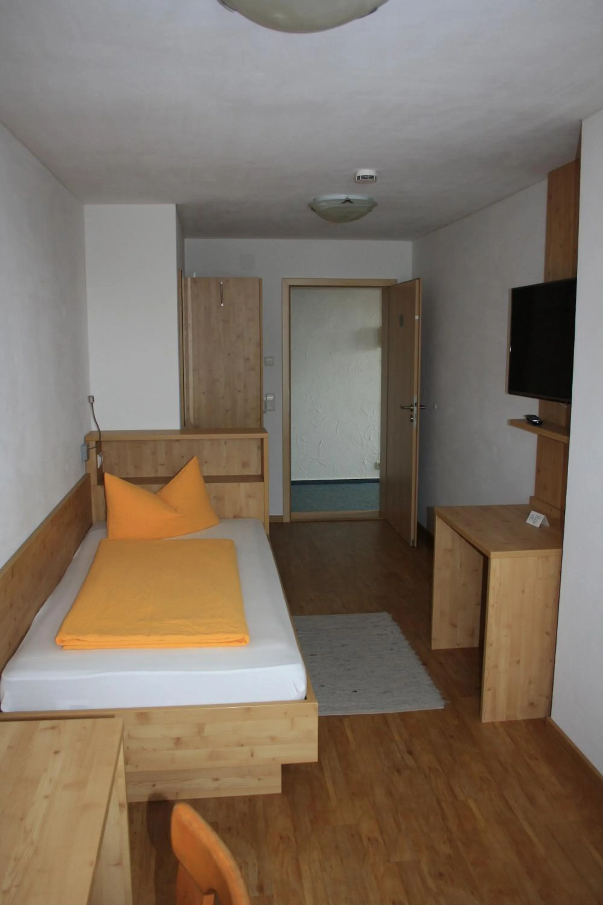 Bed in Gasthaus Storchen