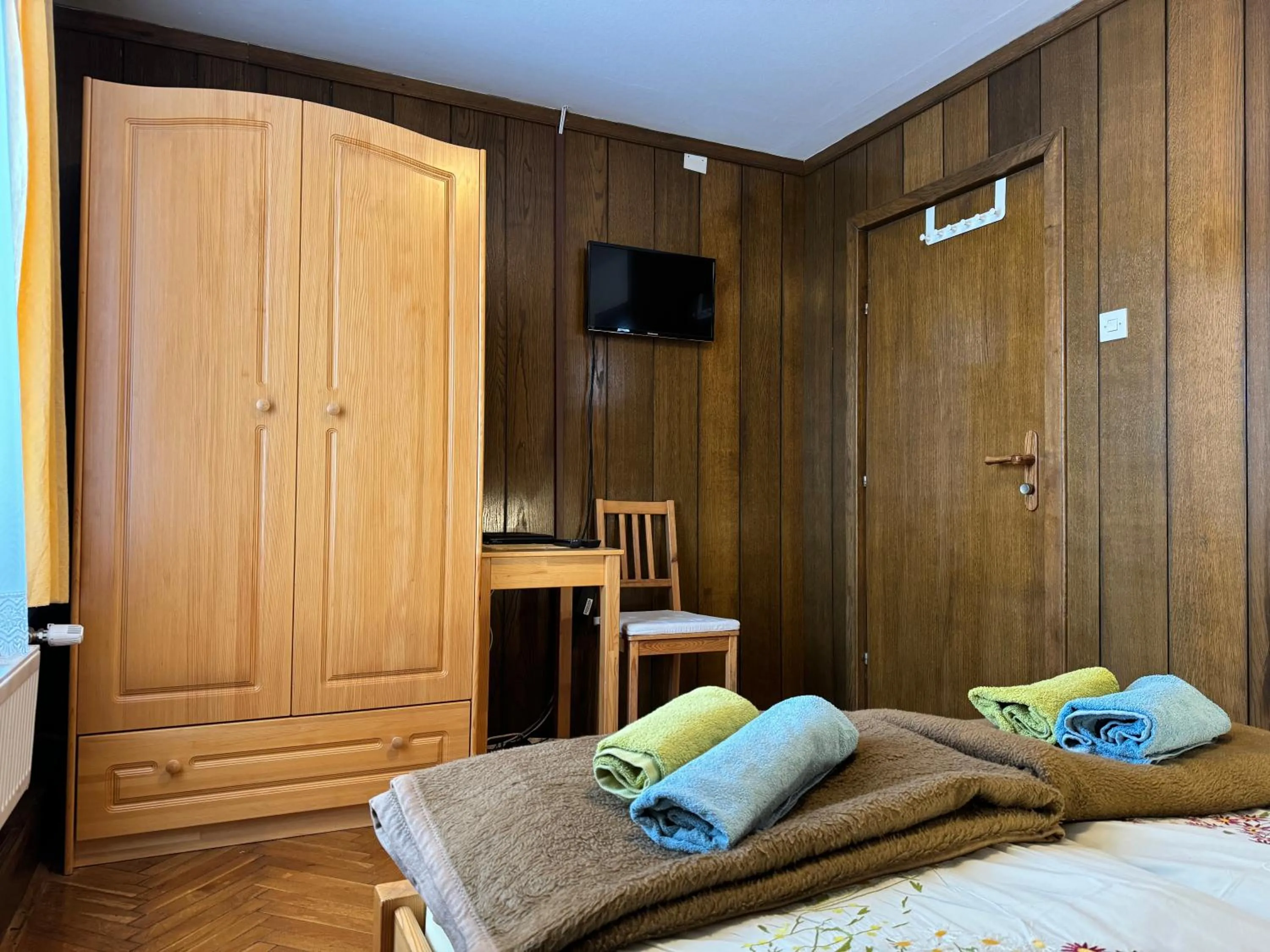 Bed in Pension Cerkovnik