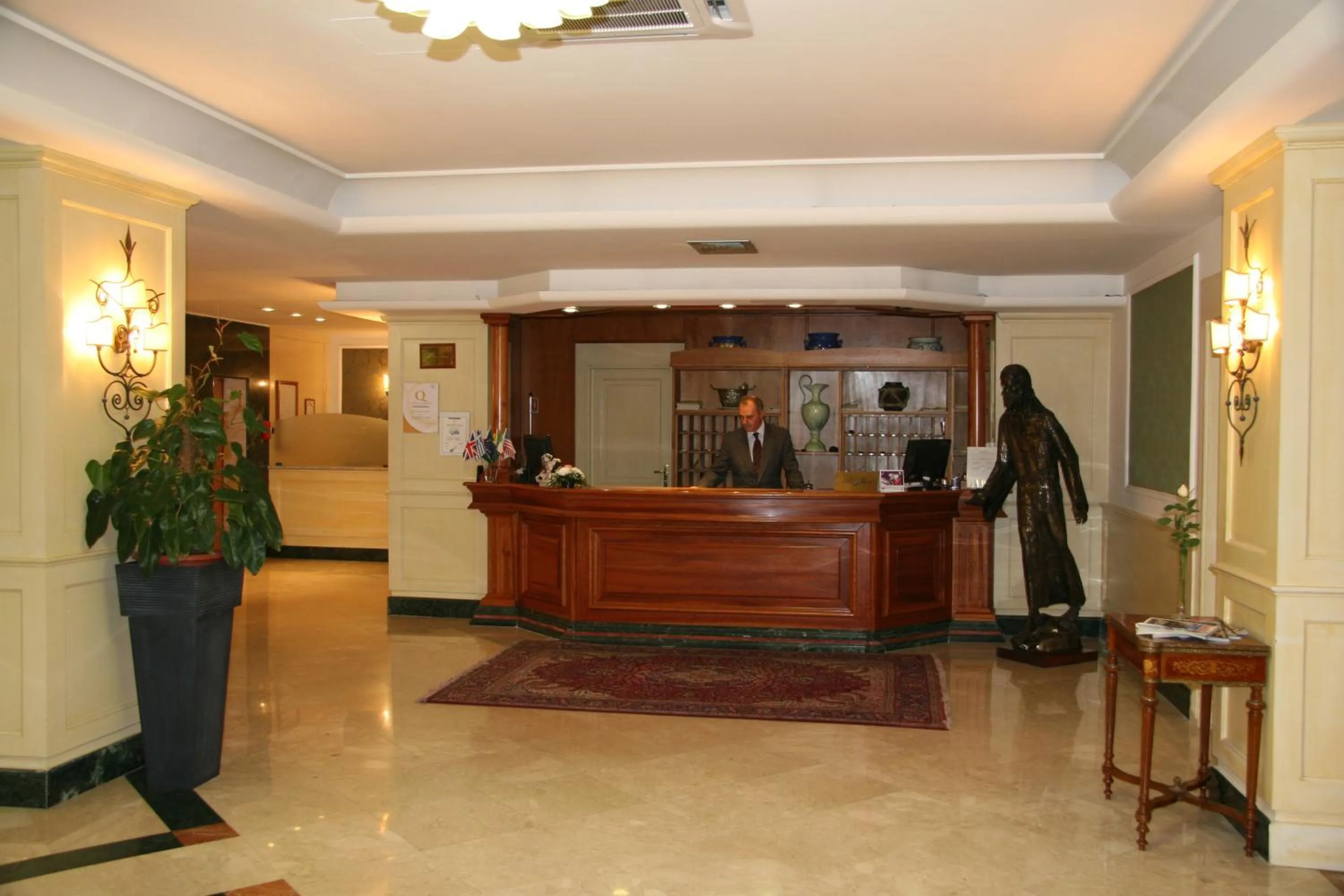 Lobby or reception in Hotel Ristorante La Lanterna