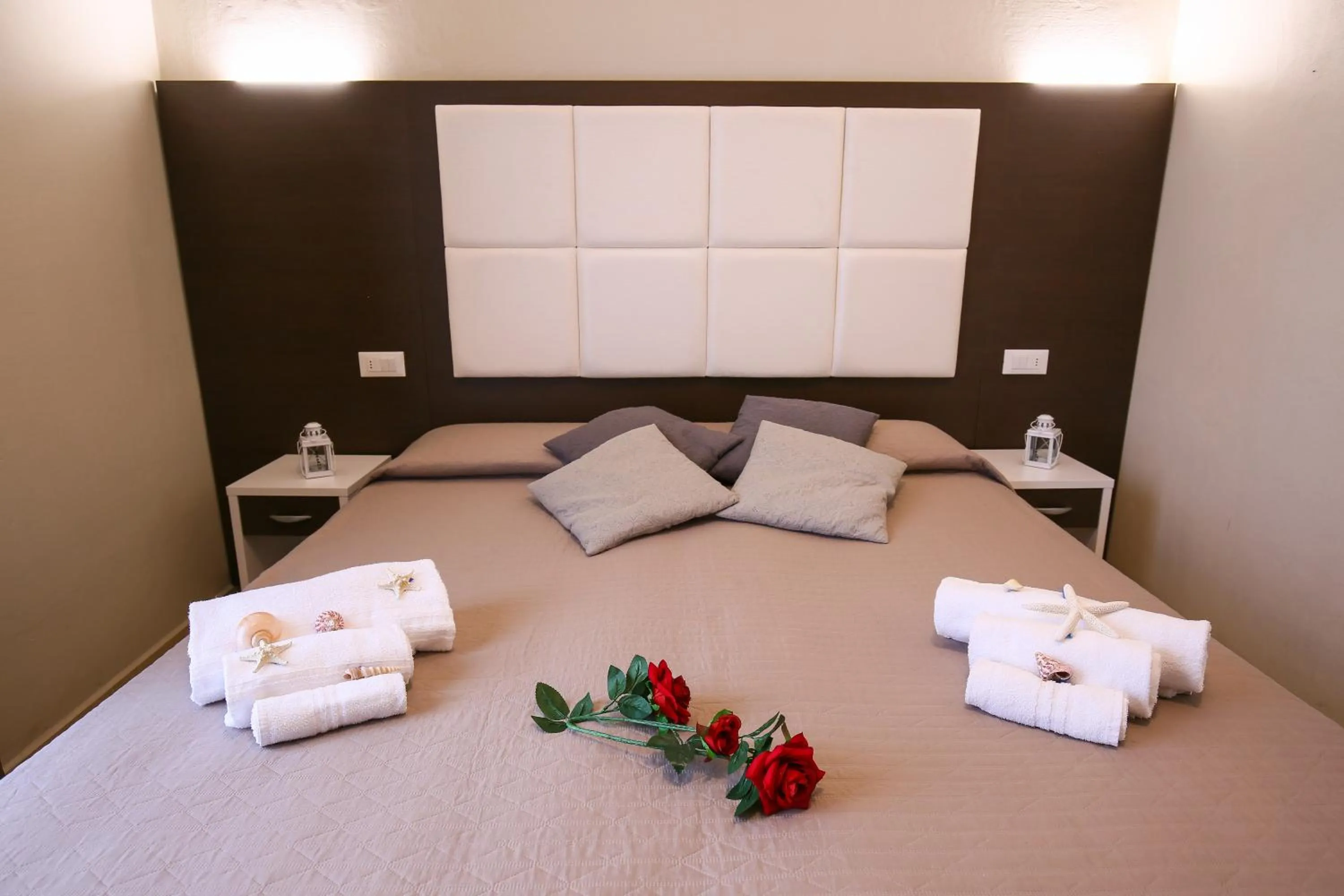 Photo of the whole room, Bed in Hotel Bergamo