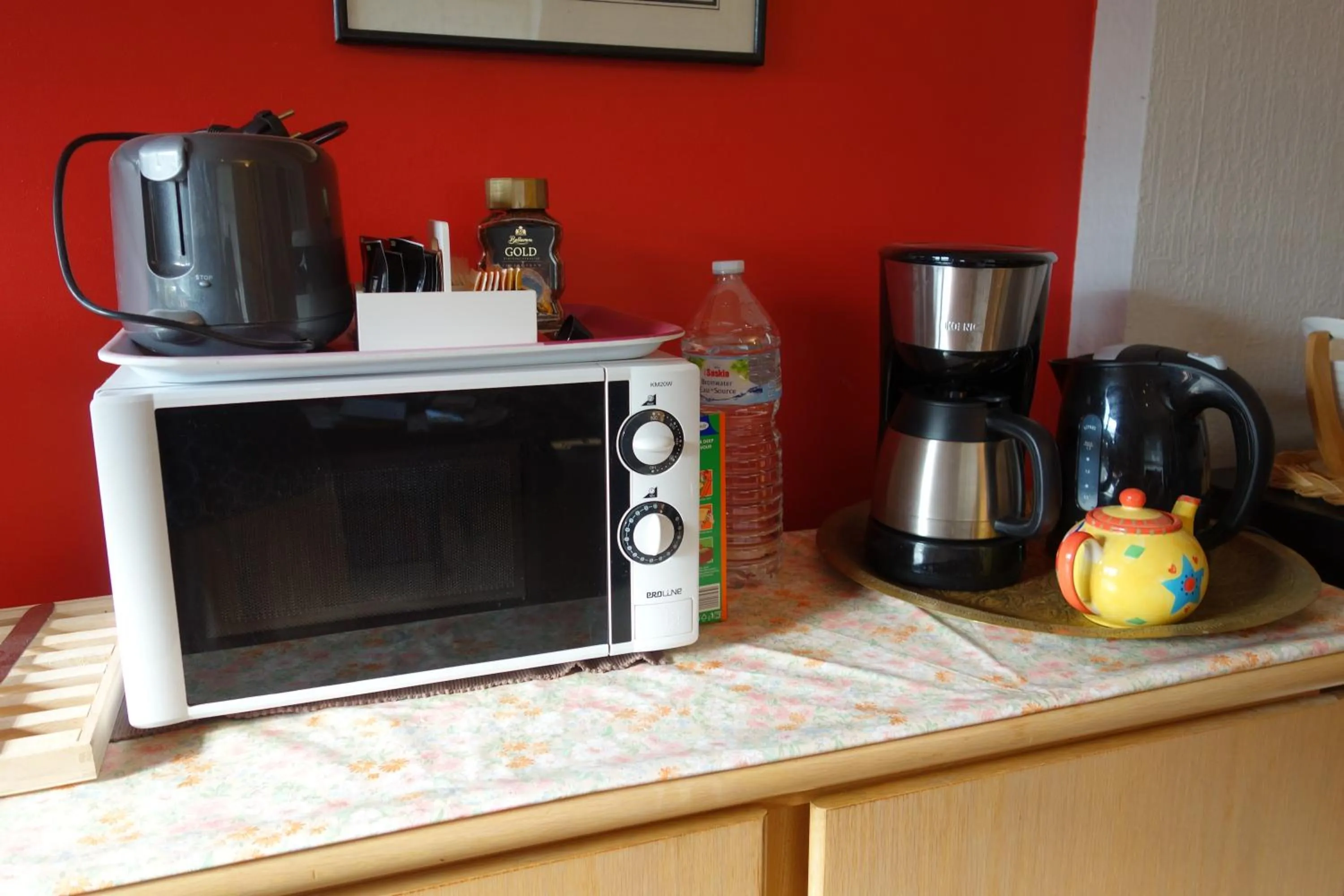 Coffee/tea facilities in Au Fil des Rêves