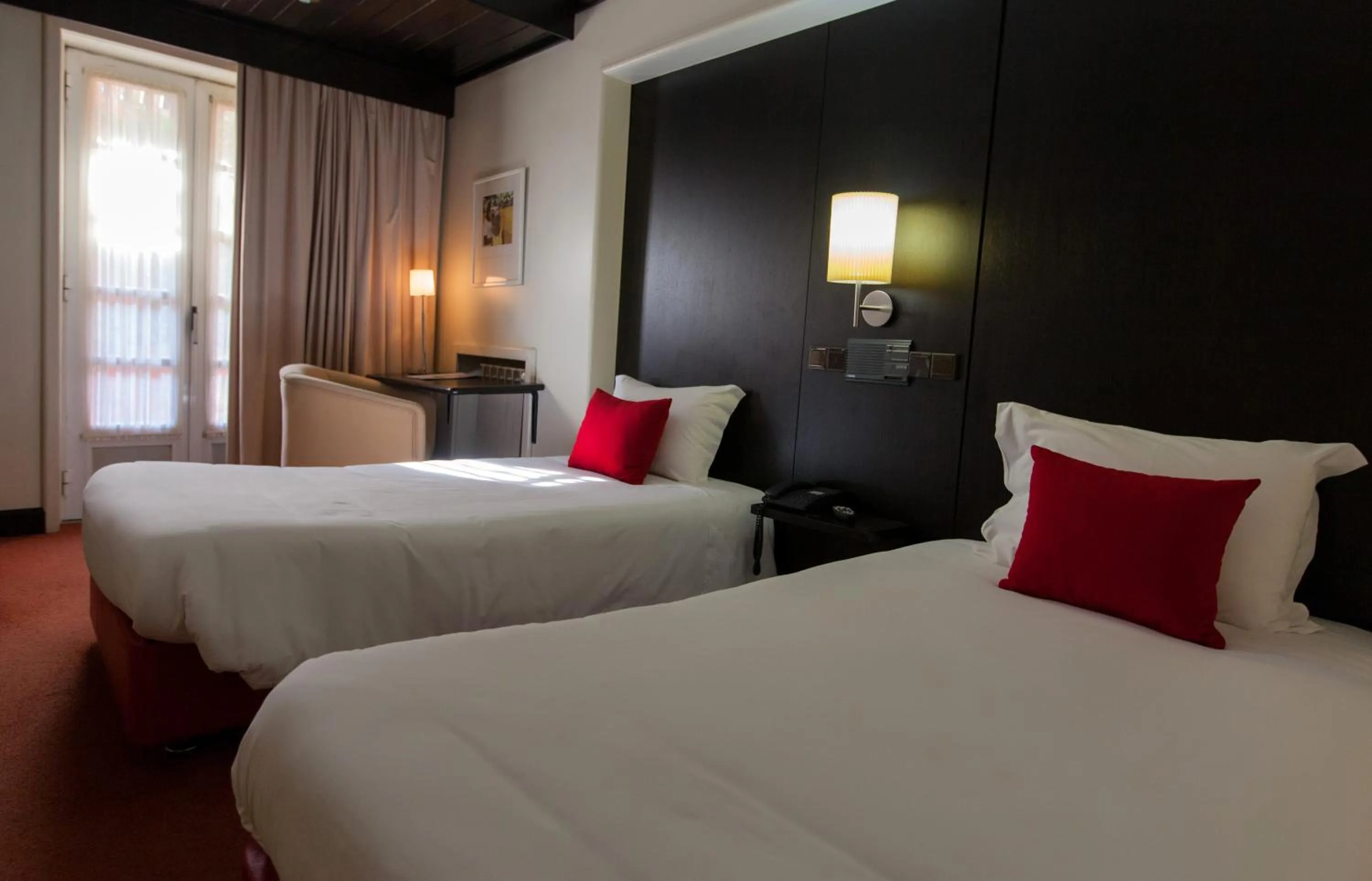 Bedroom, Bed in Hotel Senhora A Branca