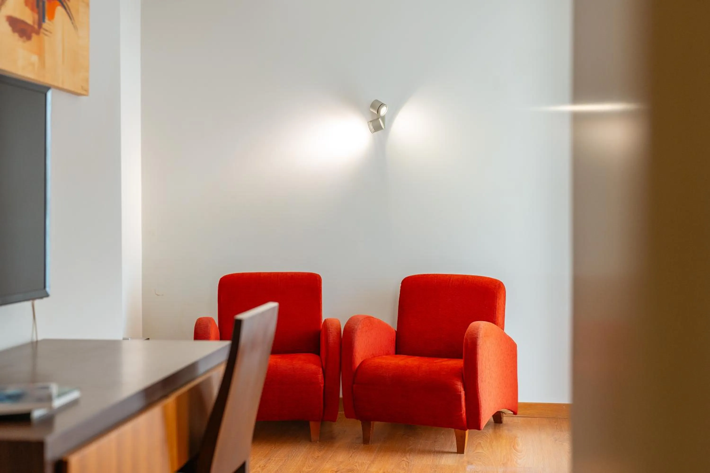 Seating area in Muthu Raga Madeira Hotel