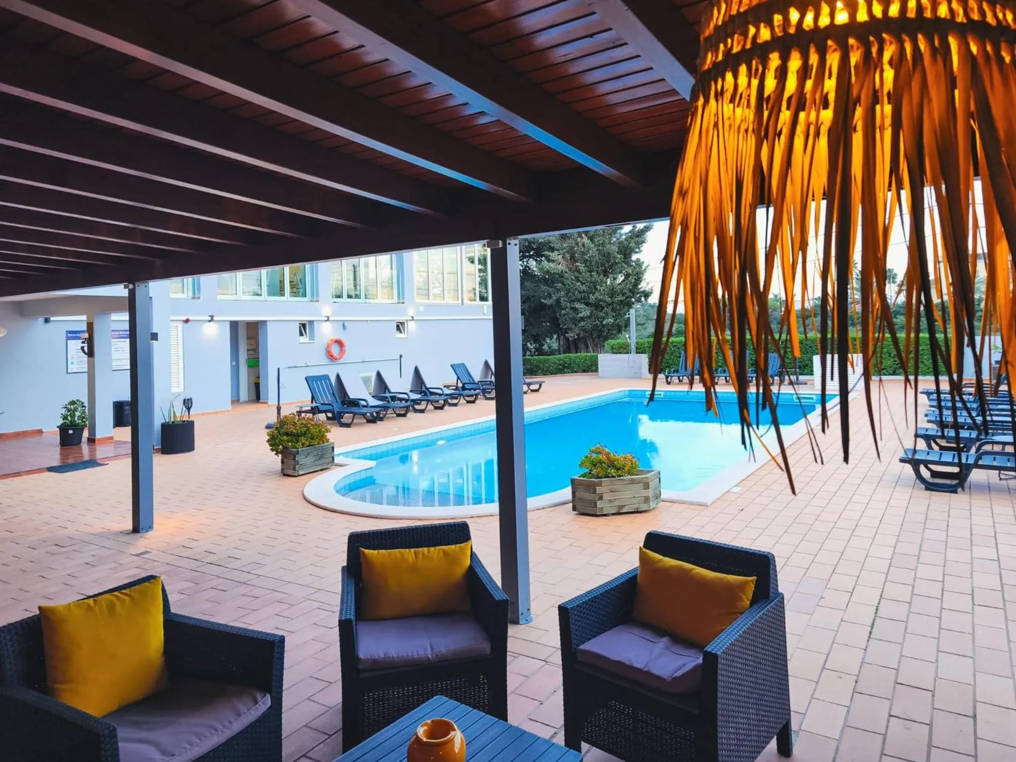 Pool view in Villa Welwitshia