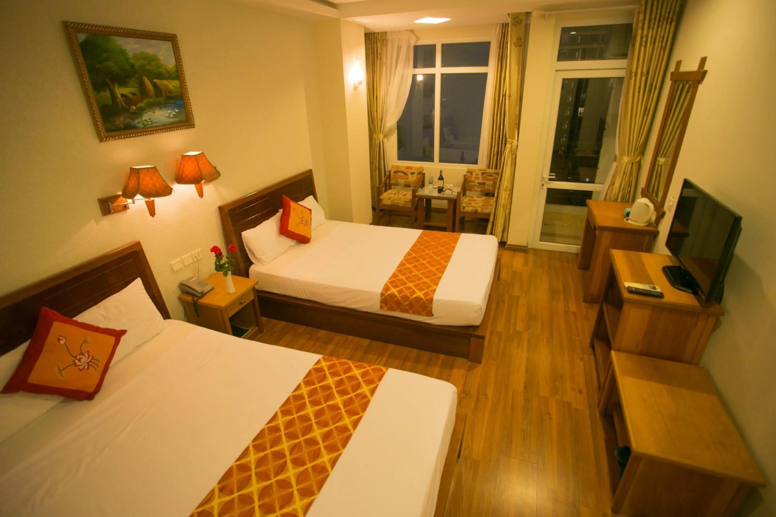 Bed in Golden Sea Hotel