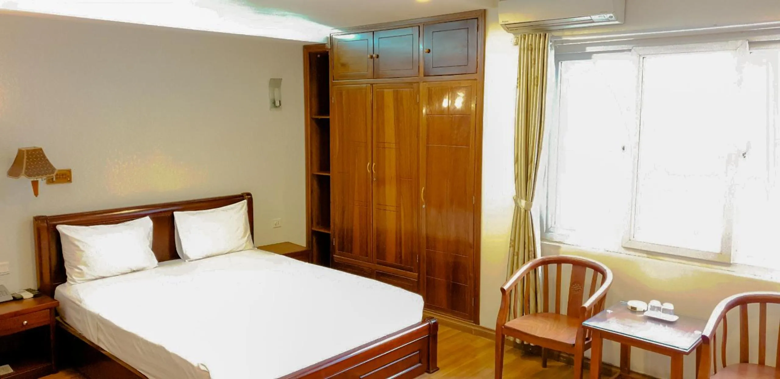 Bed in Golden Sea Hotel