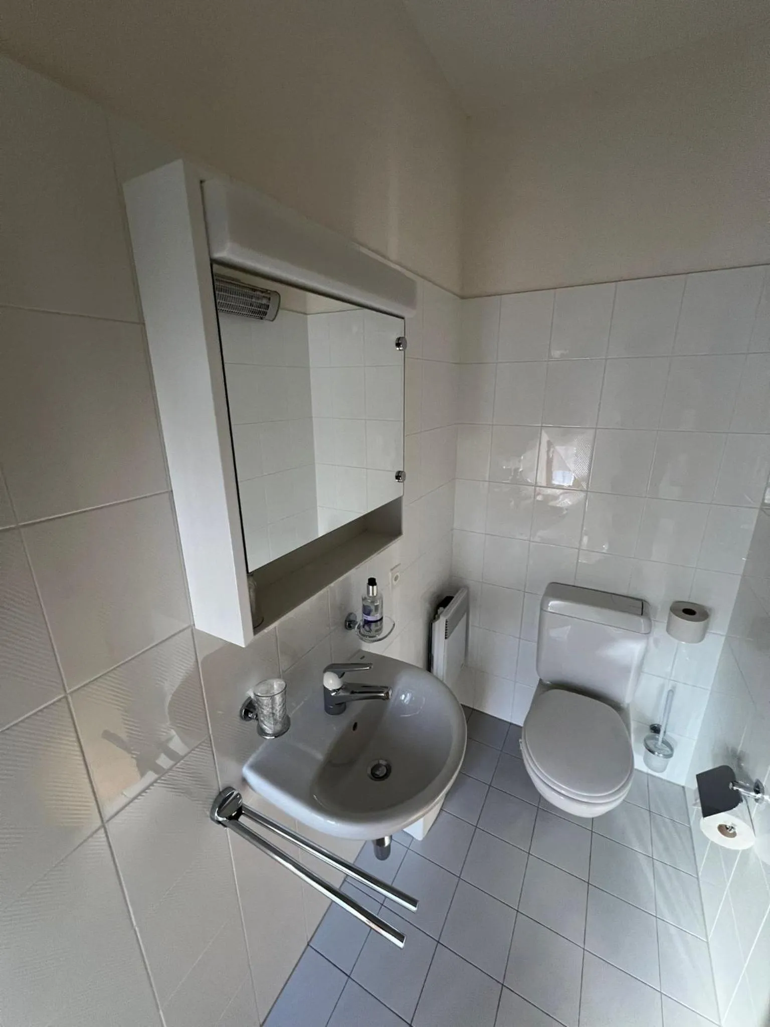 Bathroom in MOUNTAIN HOTEL Osteria di MONTAGNA La Peonia Monte Generoso