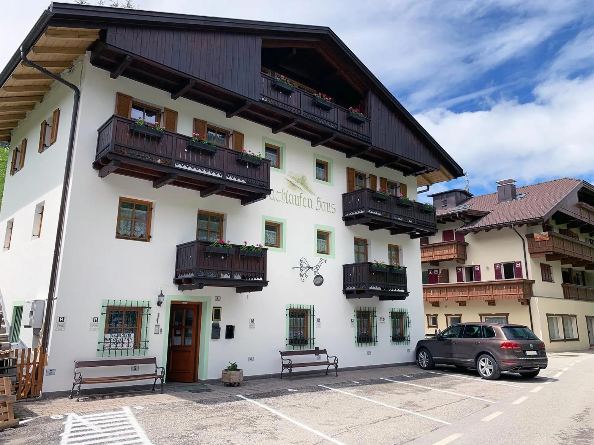 Property building in Bachlaufen Haus