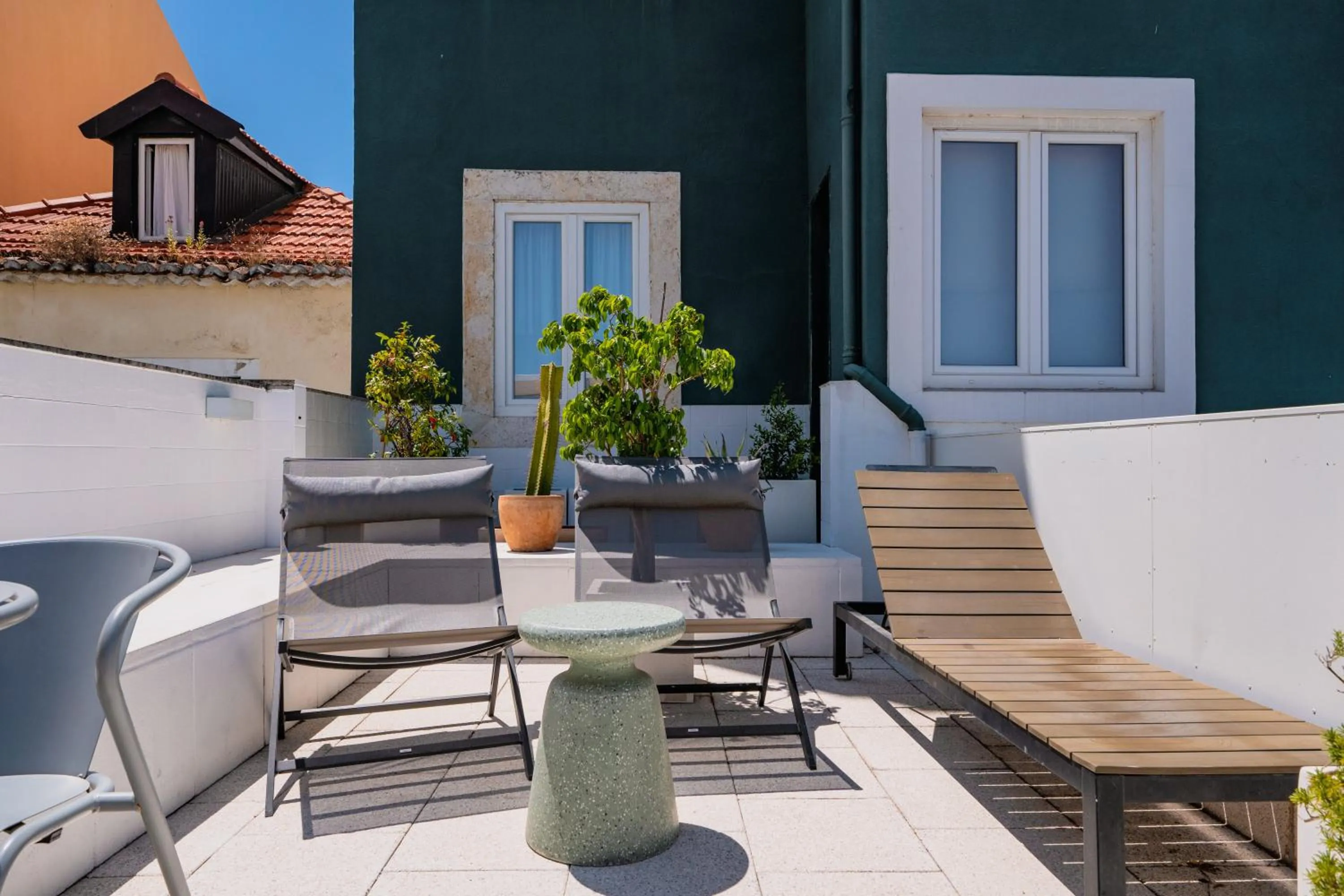 Patio in Quinta Colina by Shiadu