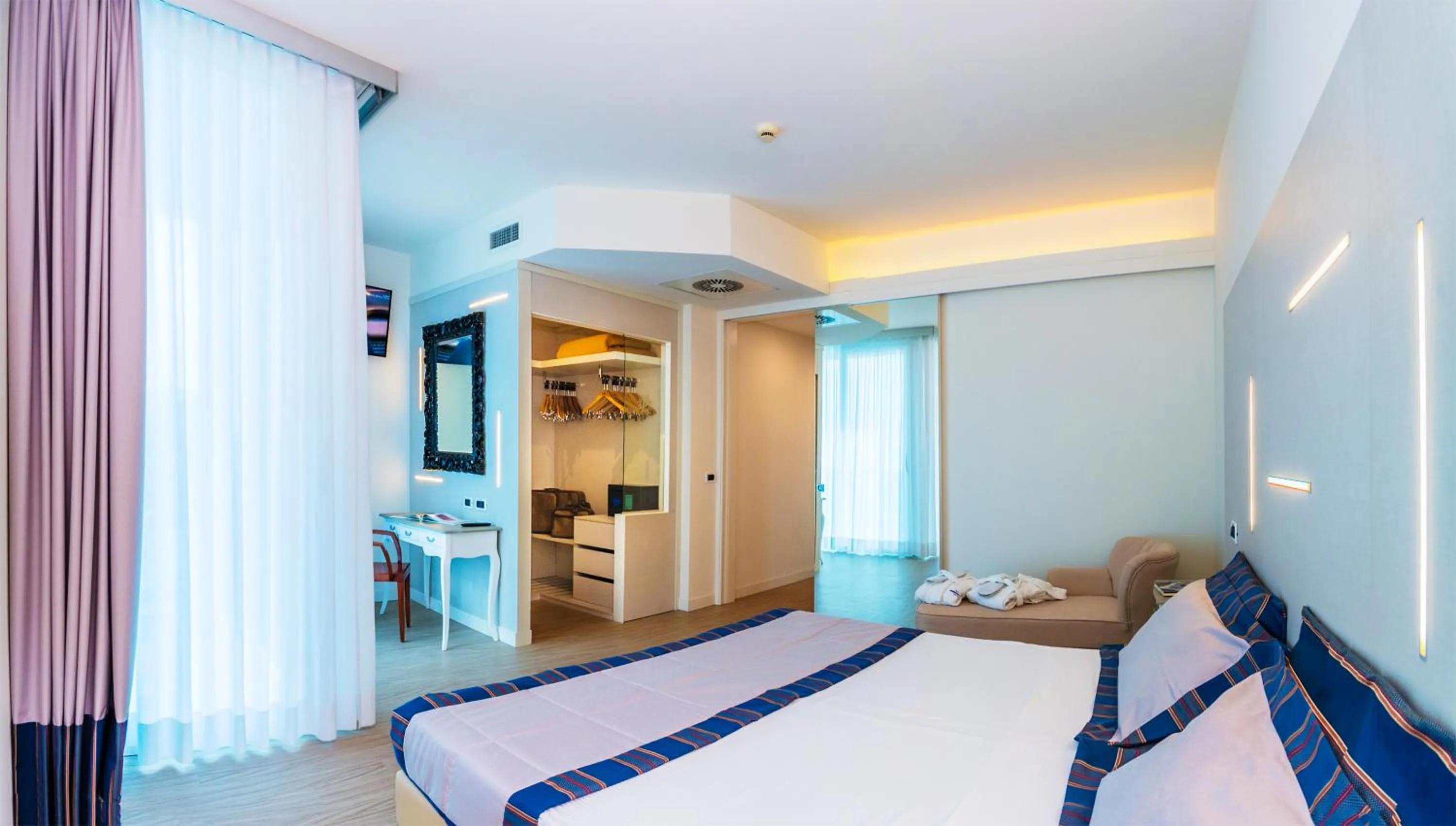 Bedroom, Bed in Hotel Panoramic