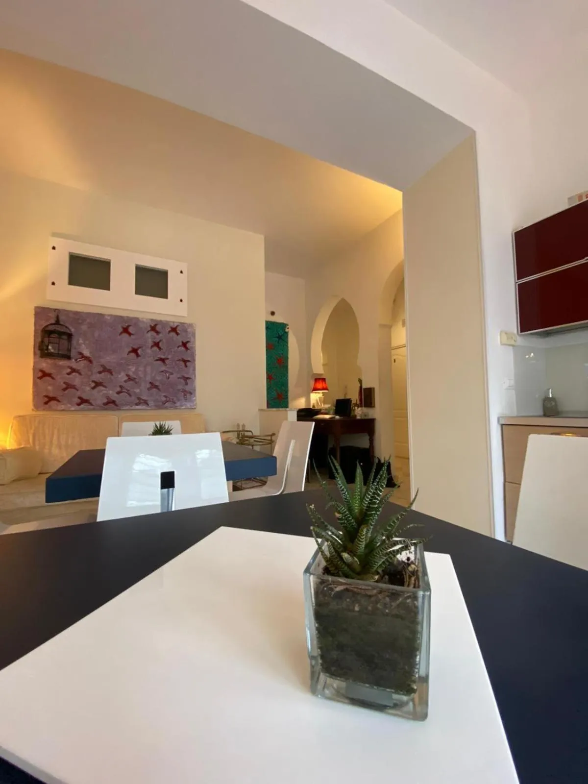 Communal lounge/ TV room in B&B Mini Hotel Incity-close train station and port-