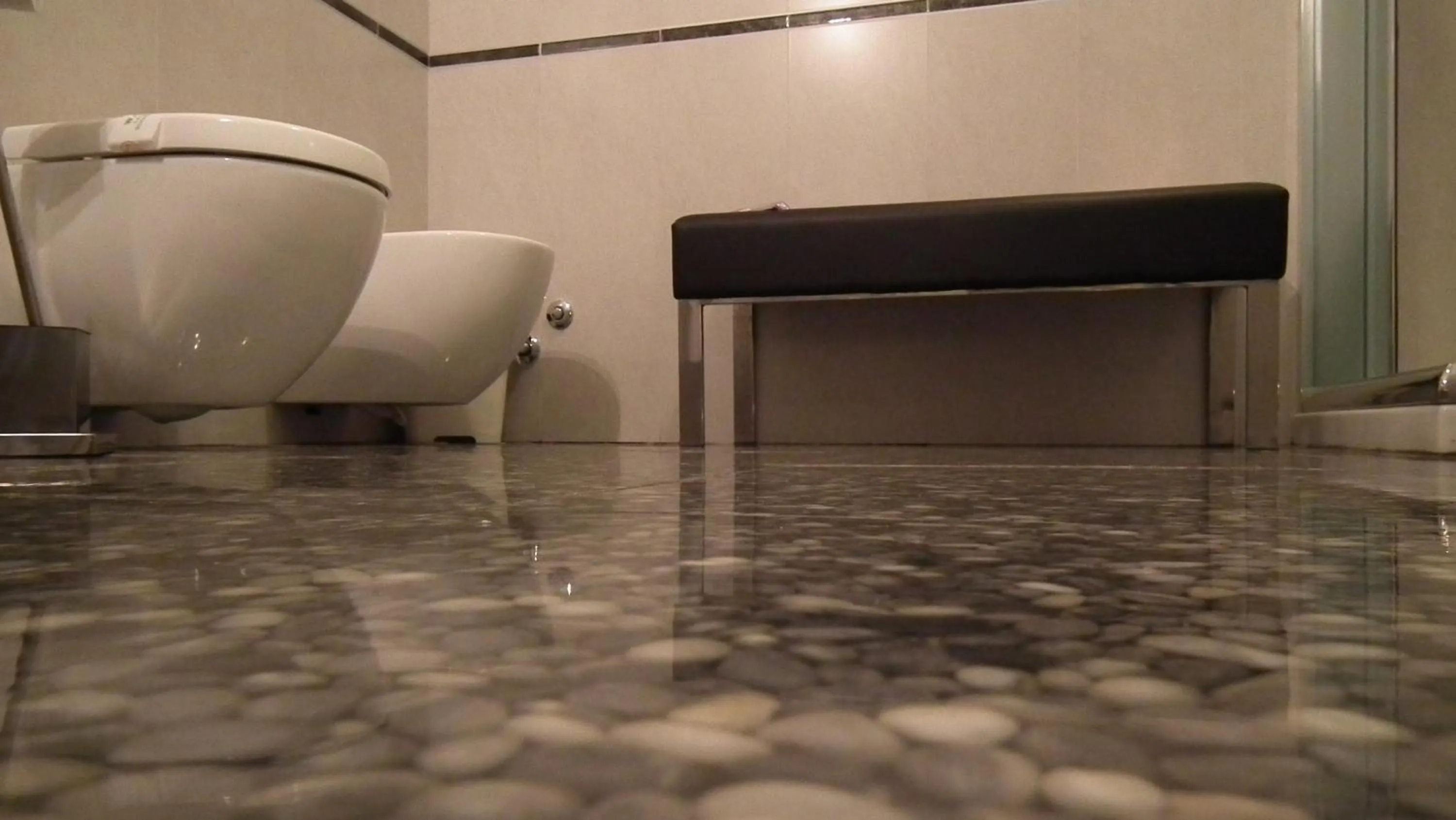 Shower in B&B Mini Hotel Incity-close train station and port-