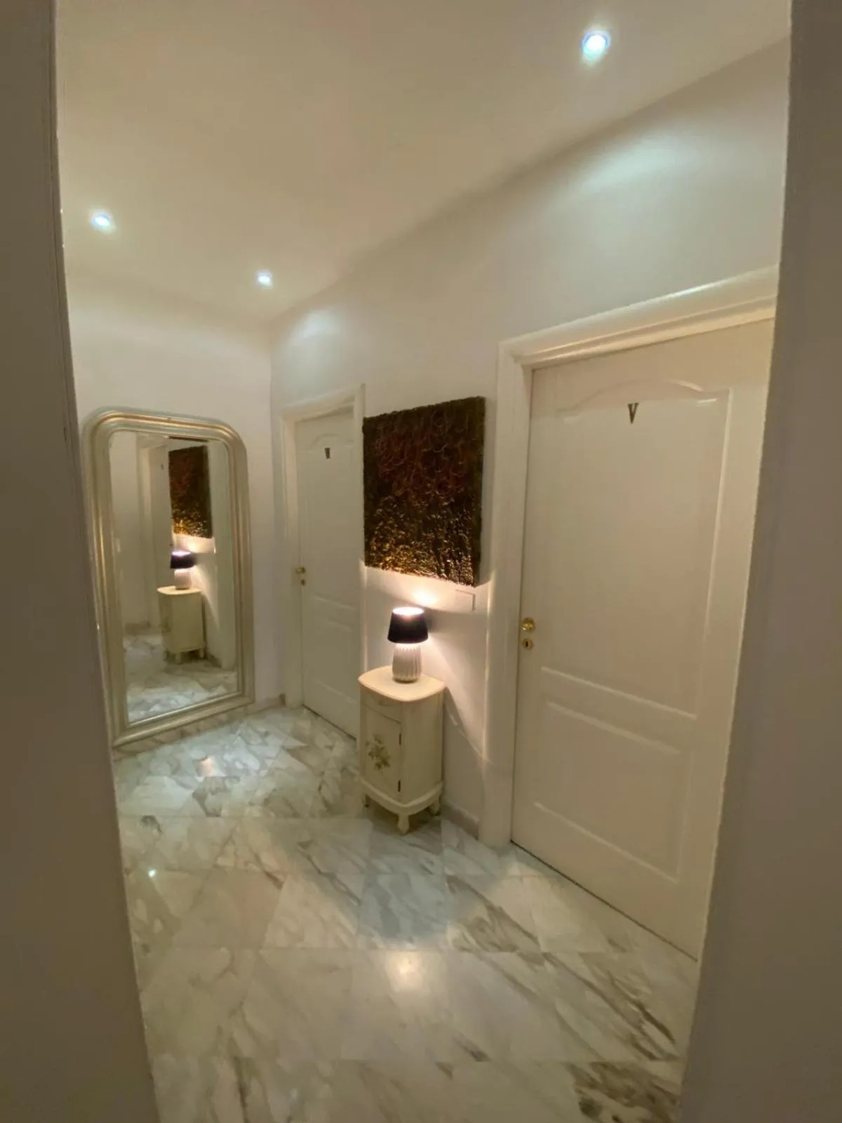 Lobby or reception in B&B Mini Hotel Incity-close train station and port-