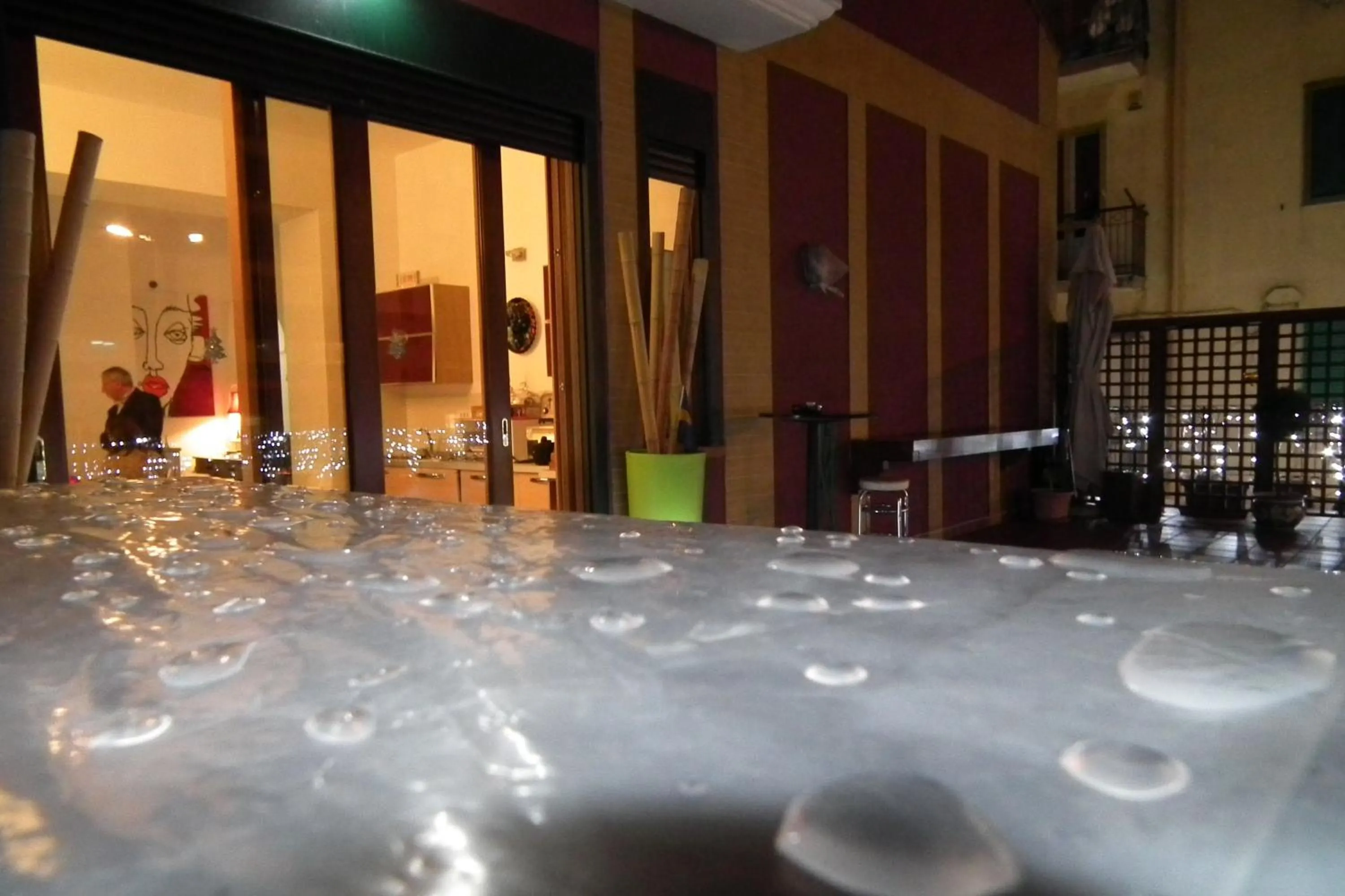 Decorative detail in B&B Mini Hotel Incity-close train station and port-