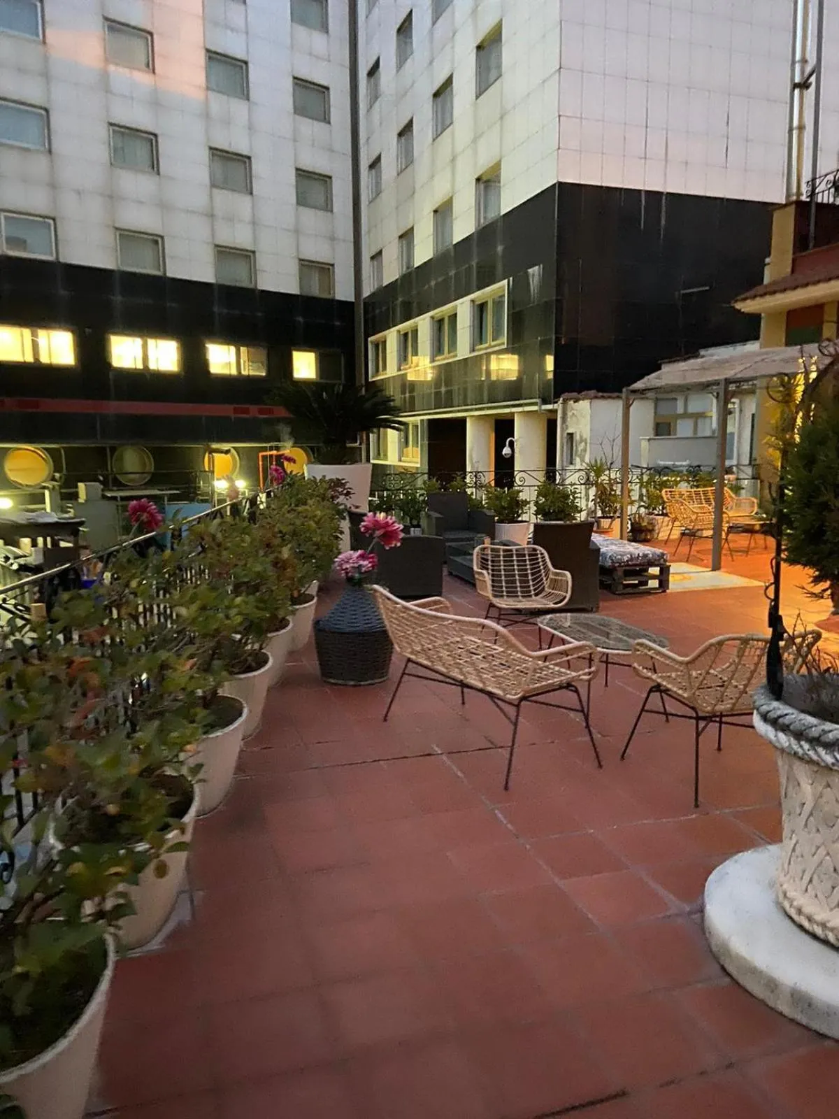 Patio in B&B Mini Hotel Incity-close train station and port-