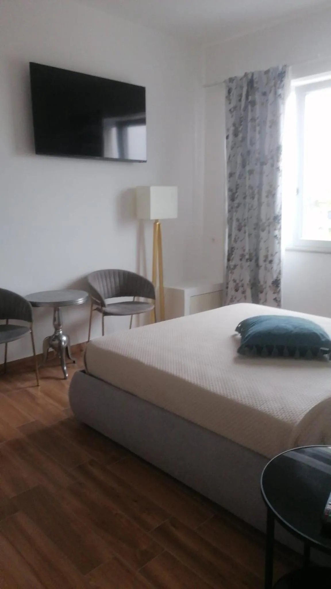 Bed in B&B Mini Hotel Incity-close train station and port-