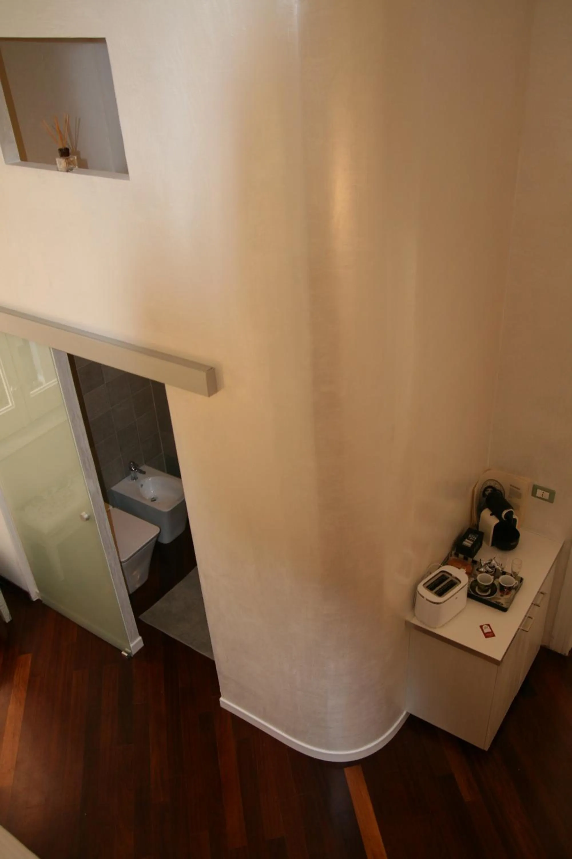 Decorative detail in B&B Mini Hotel Incity-close train station and port-