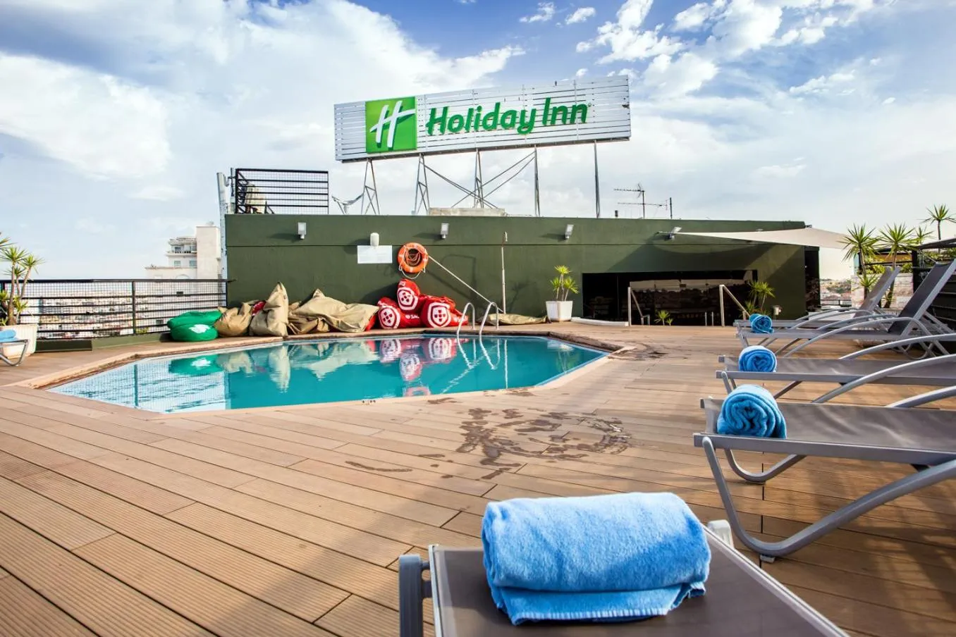 Balcony/Terrace in Holiday Inn Lisbon by IHG