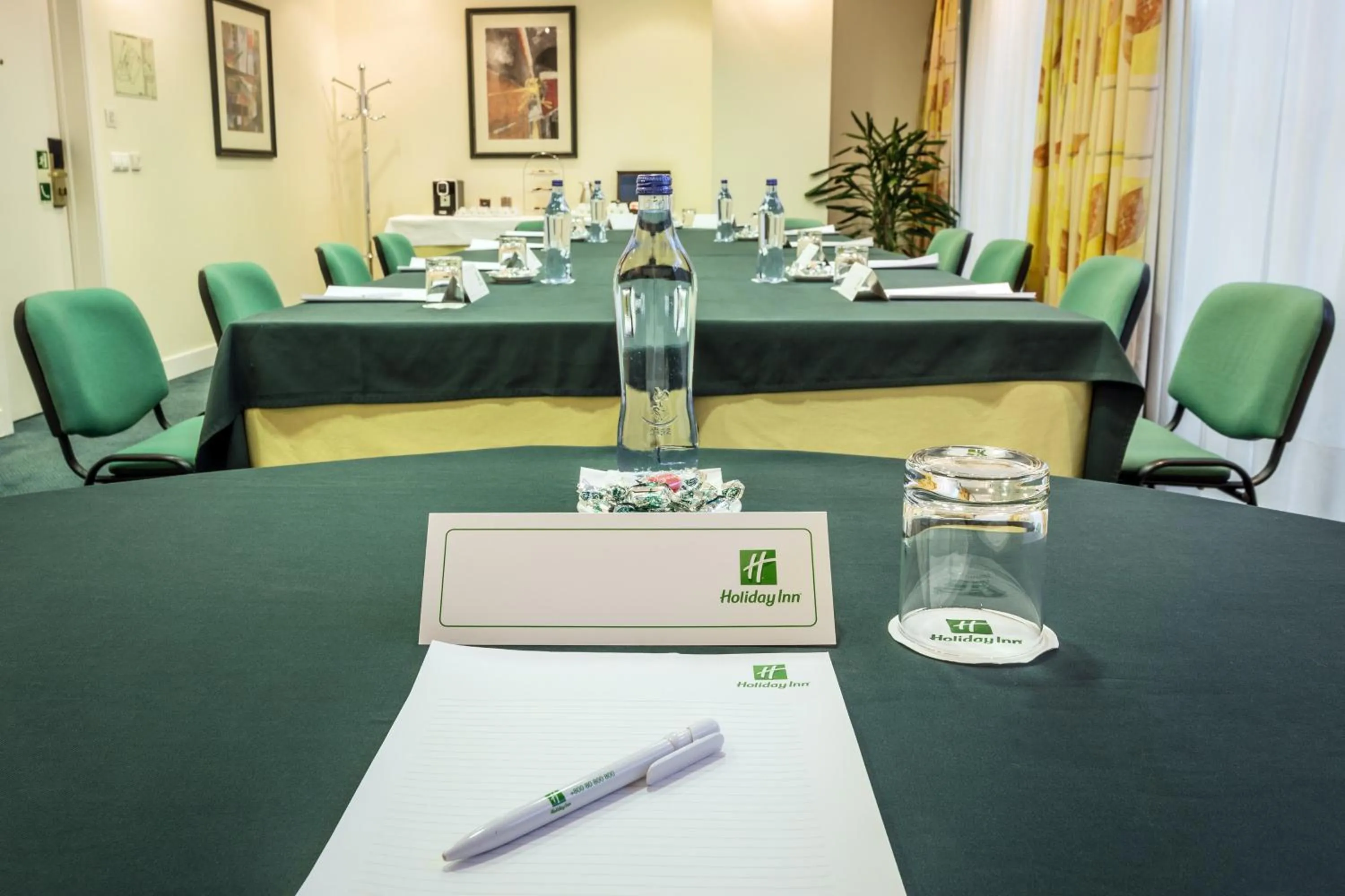 Meeting/conference room in Holiday Inn Lisbon by IHG
