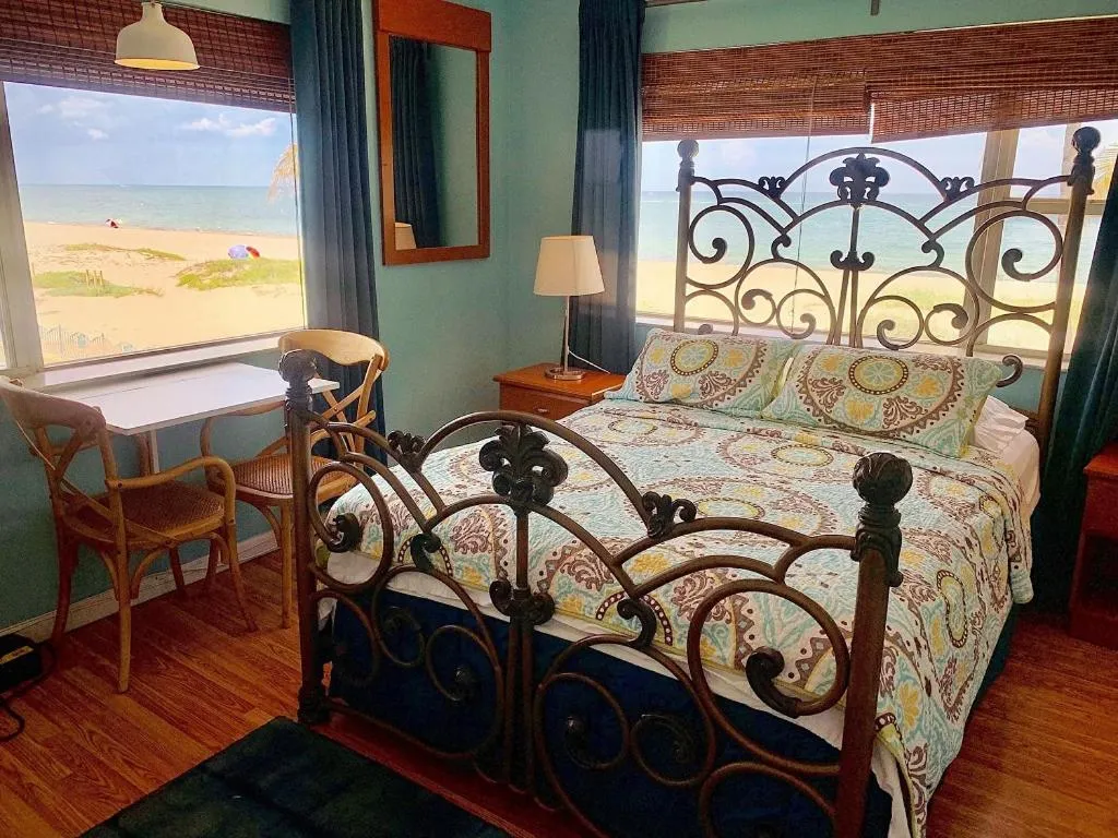 Bed in Ebb Tide Resort