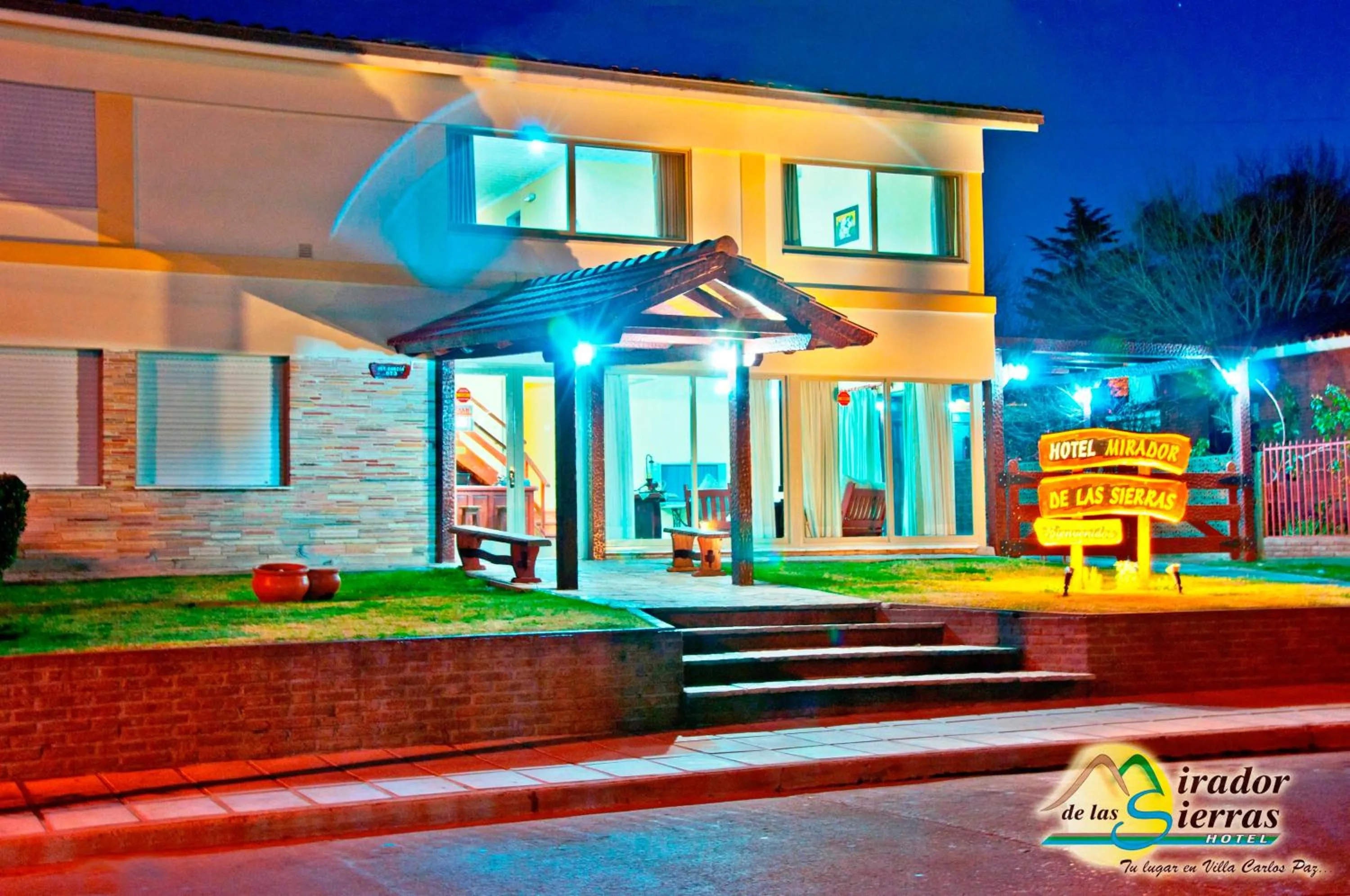 Facade/entrance in Hotel Mirador de las Sierras