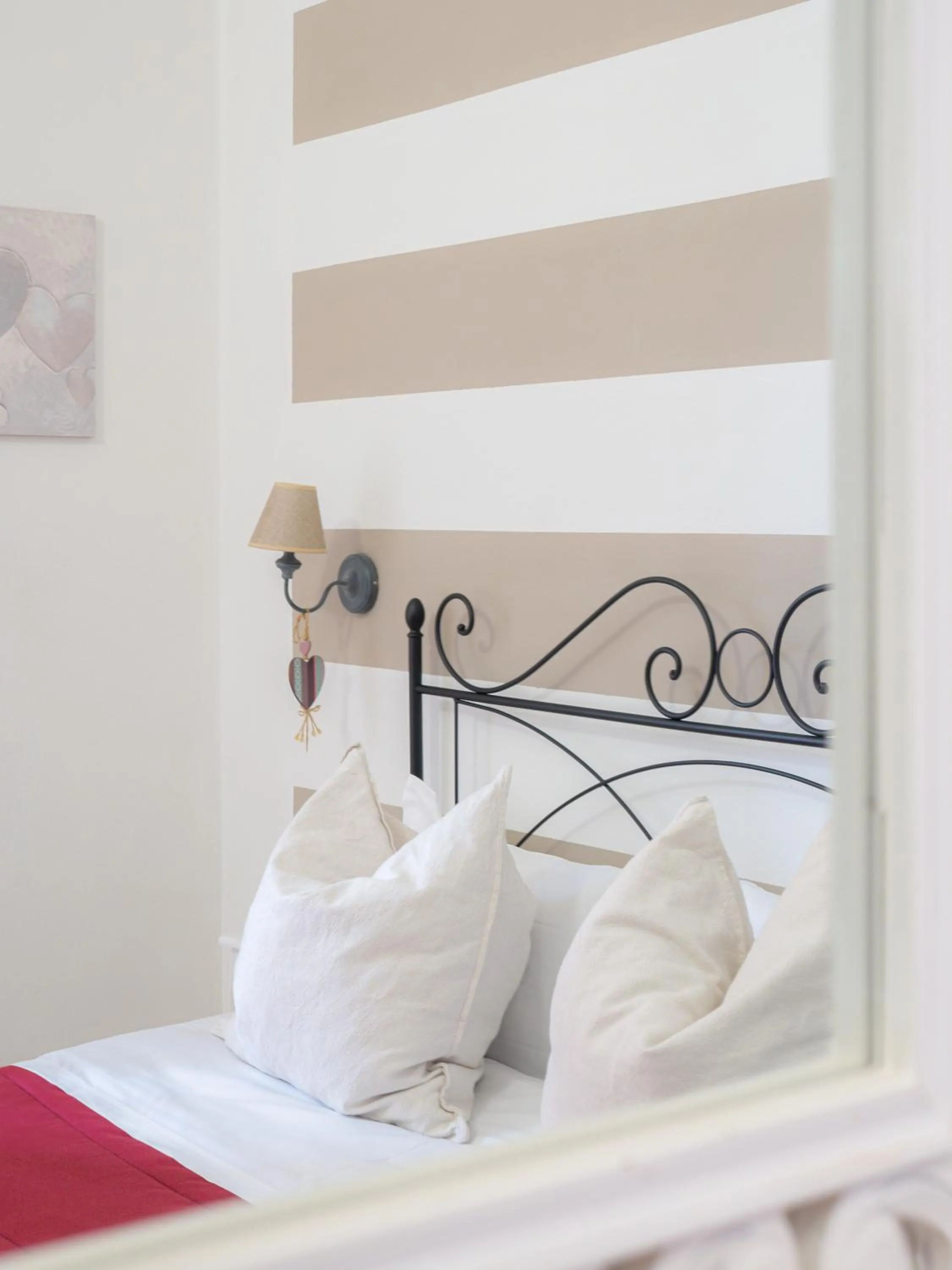 Bed in Affittacamere Lunamar