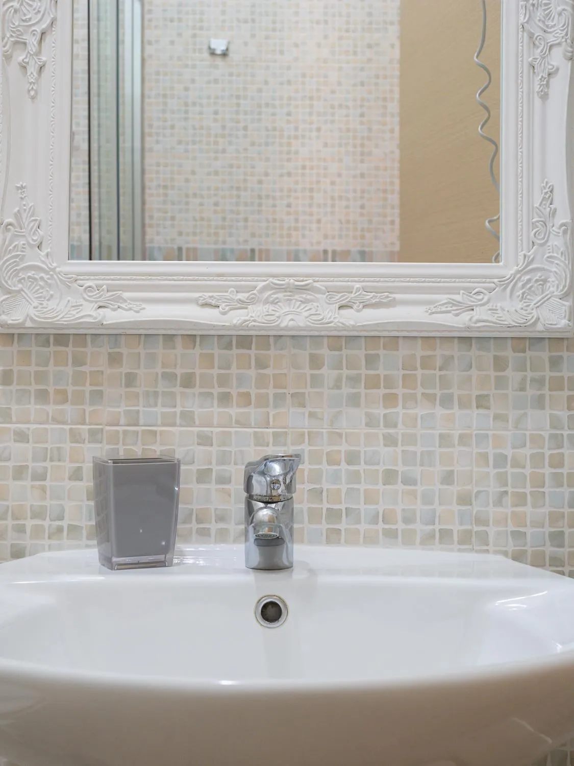 Bathroom in Affittacamere Lunamar