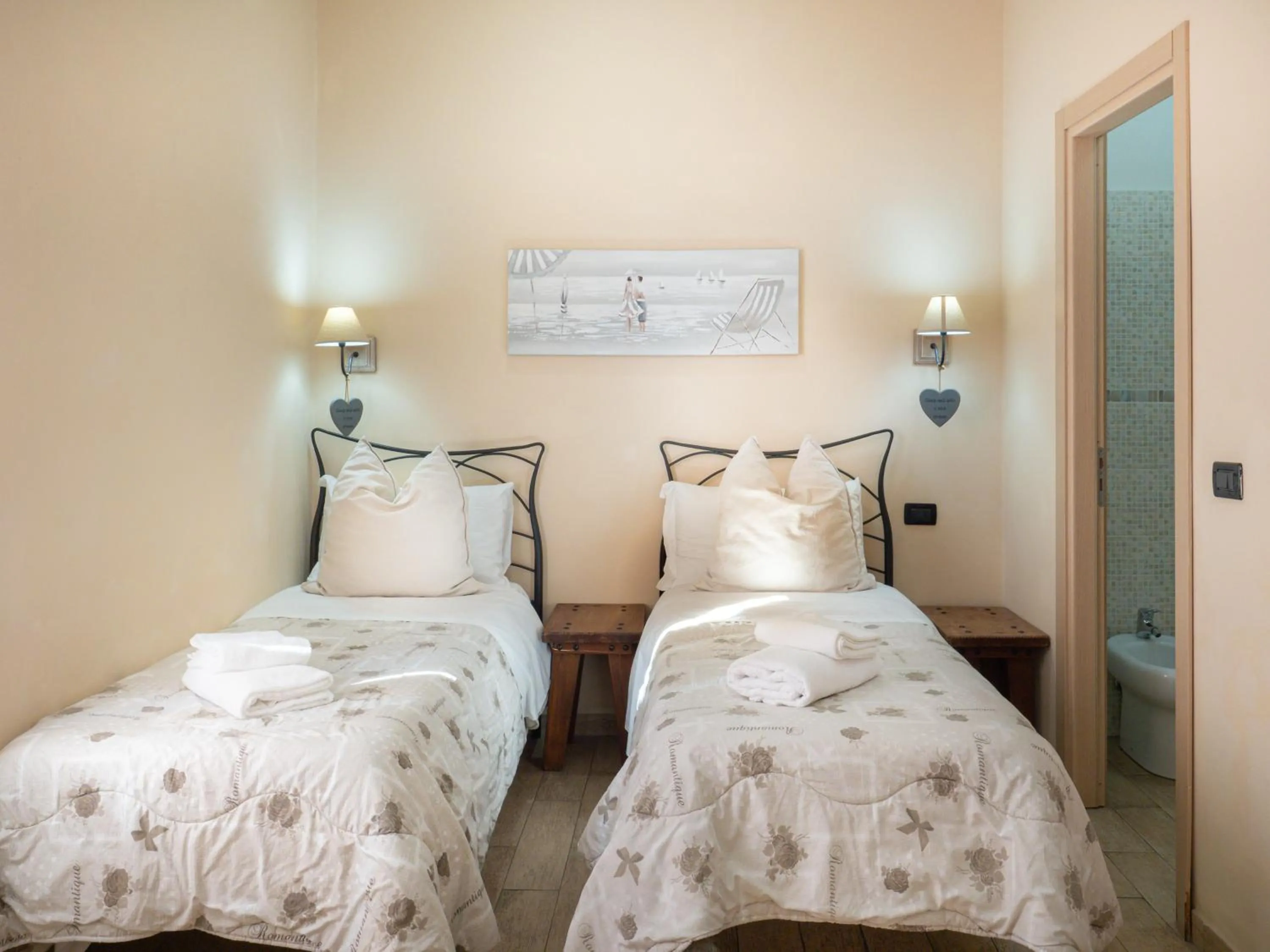 Bed in Affittacamere Lunamar