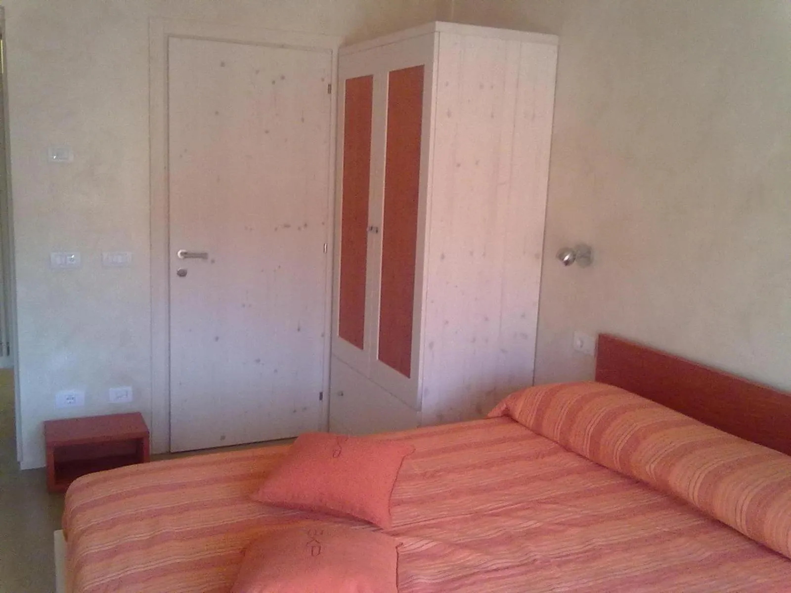 Decorative detail, Bed in Bikapi