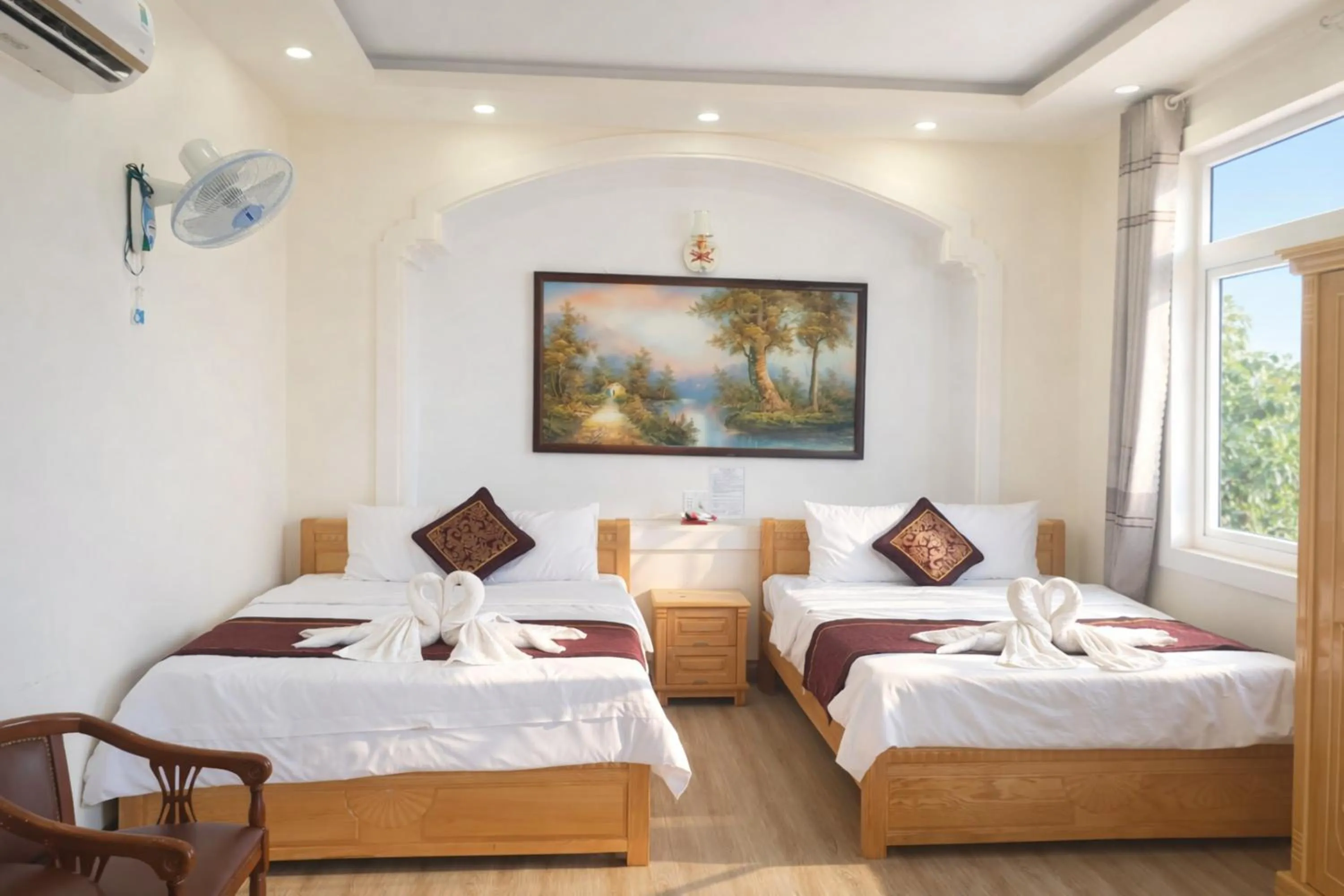 Bed in Kim Ngân Hotel Buôn Ma Thuột