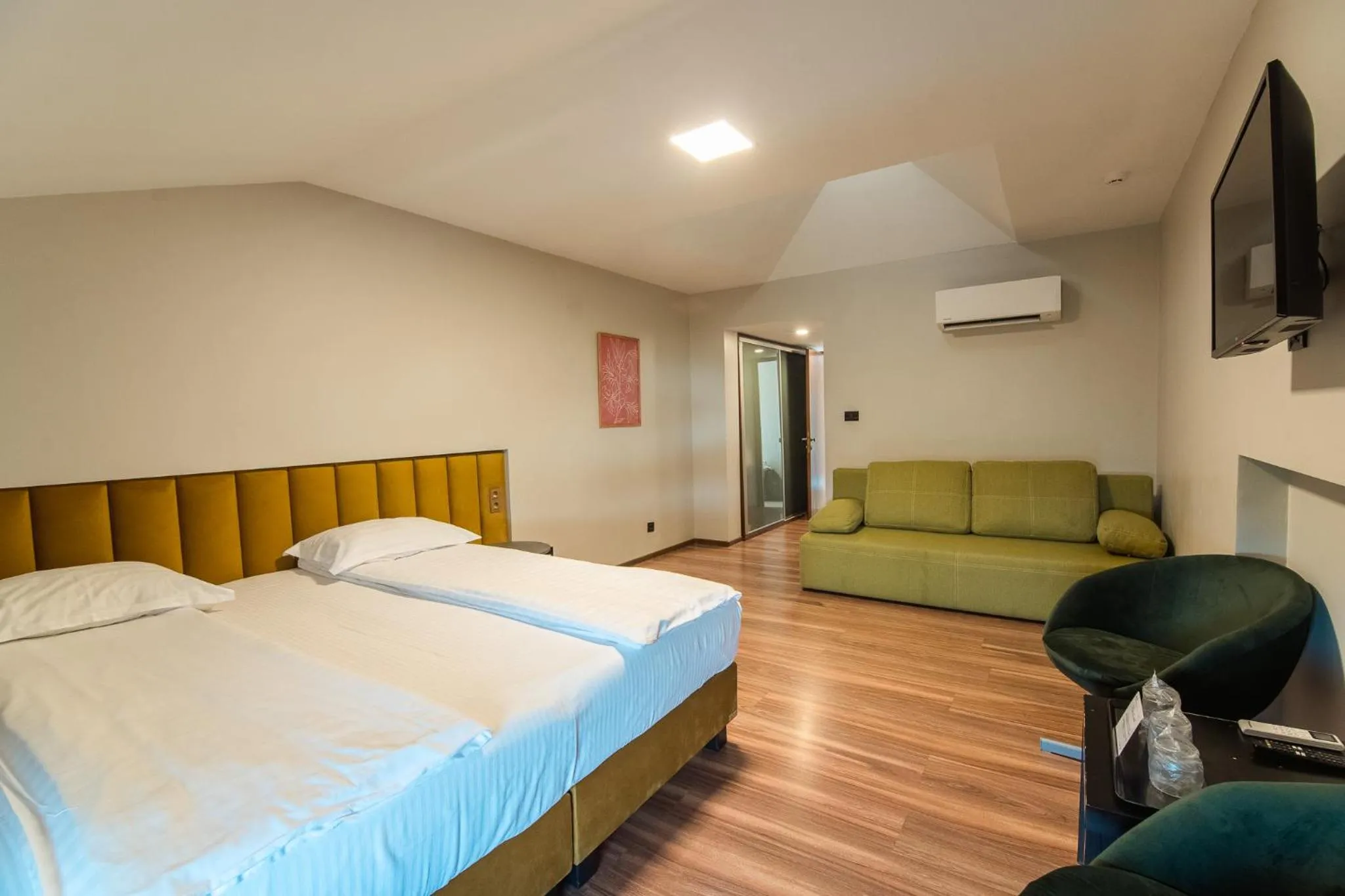 Photo of the whole room, Bed in HOTEL VITAL