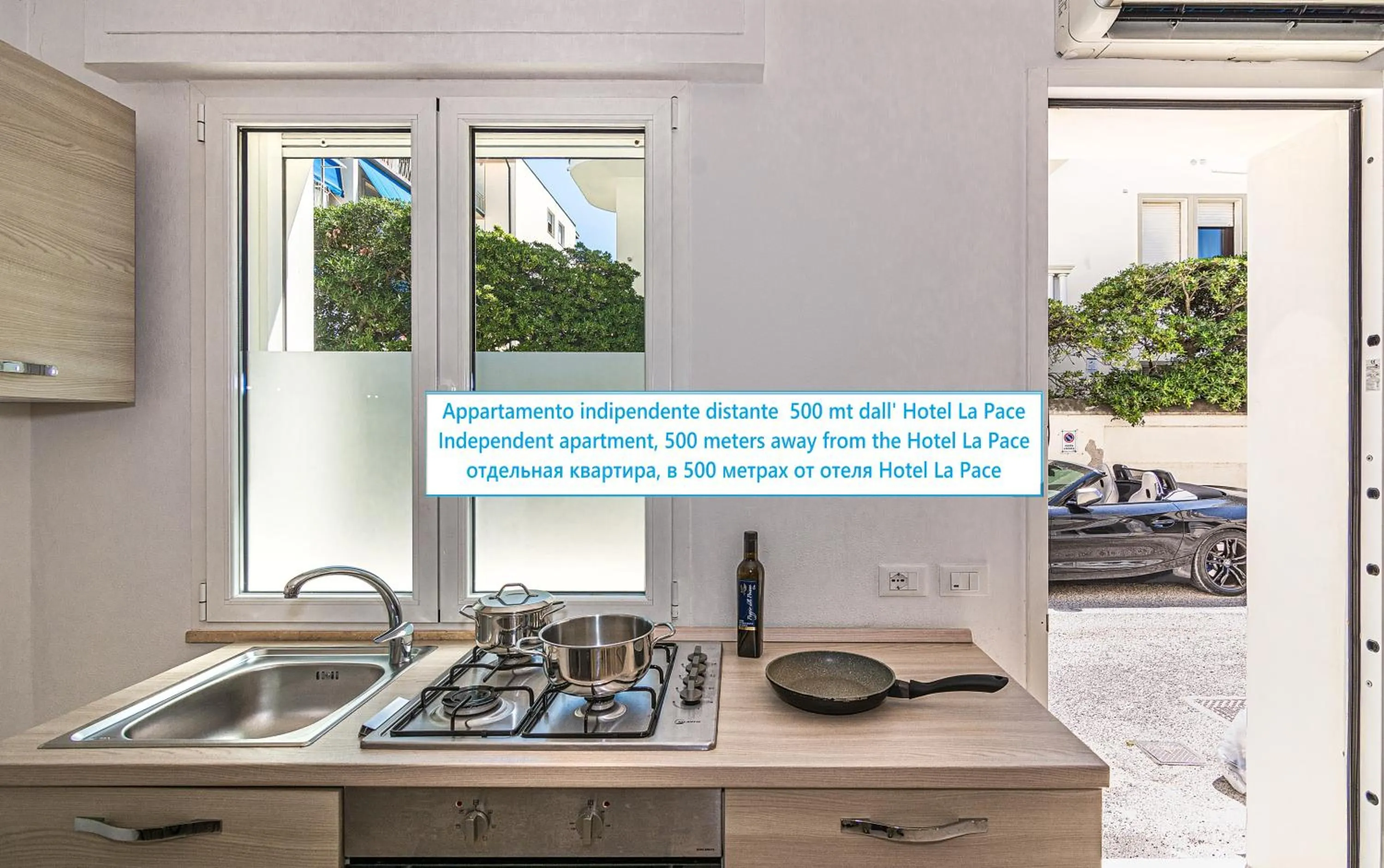 Kitchen or kitchenette in Hotel La Pace