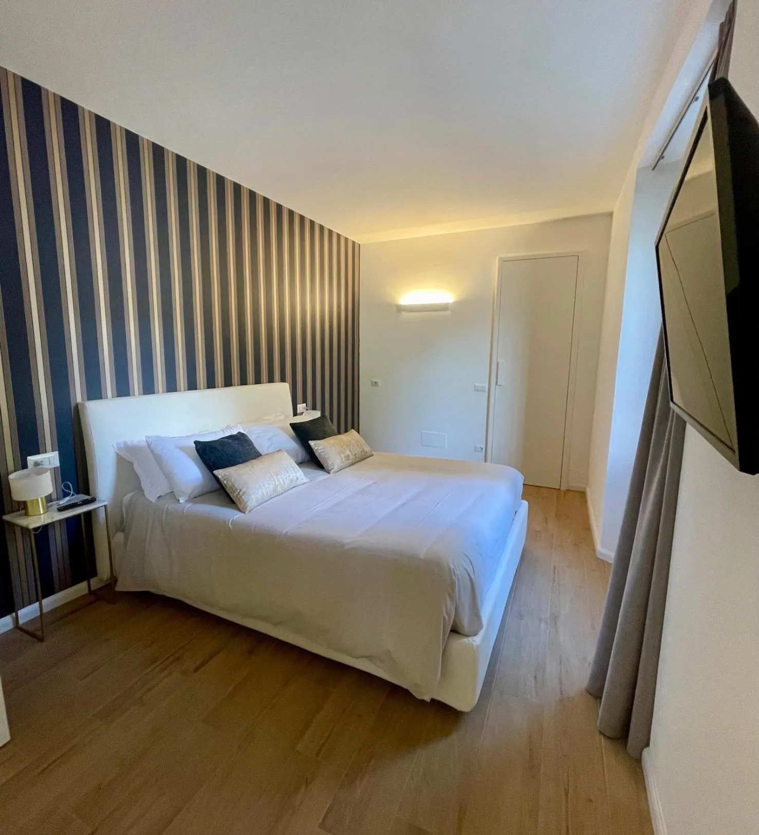 Bed in Hotel Baia di Paré