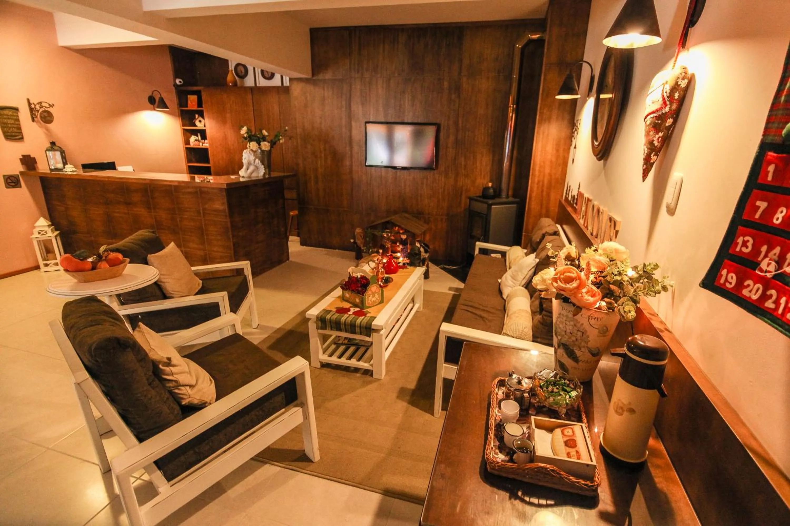 Communal lounge/ TV room in Pousada Betânia