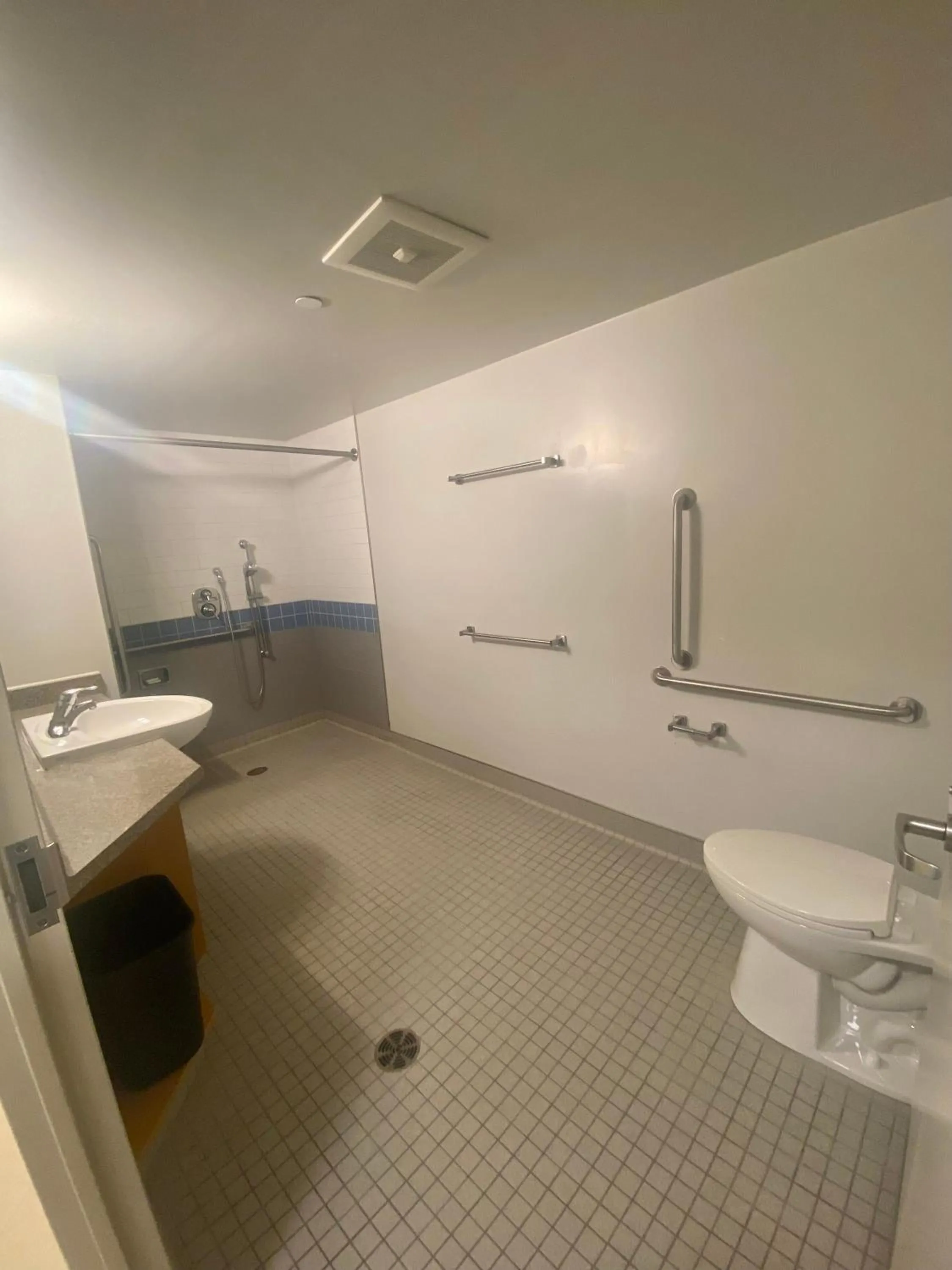 Residence & Conference Centre - London