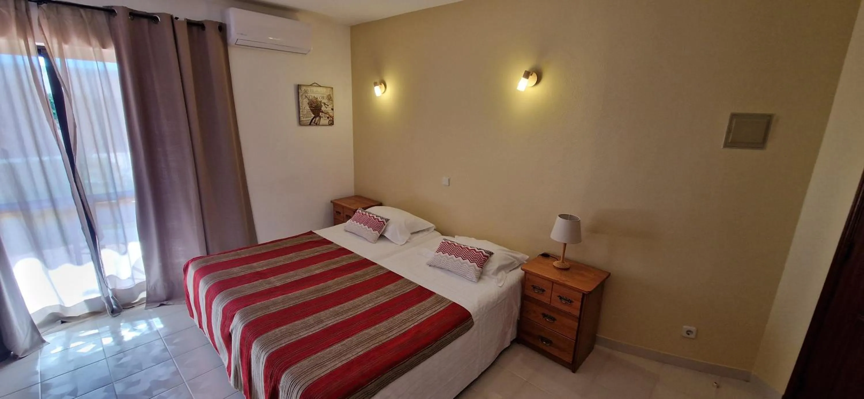 Bedroom, Bed in Casa Rosa Montes