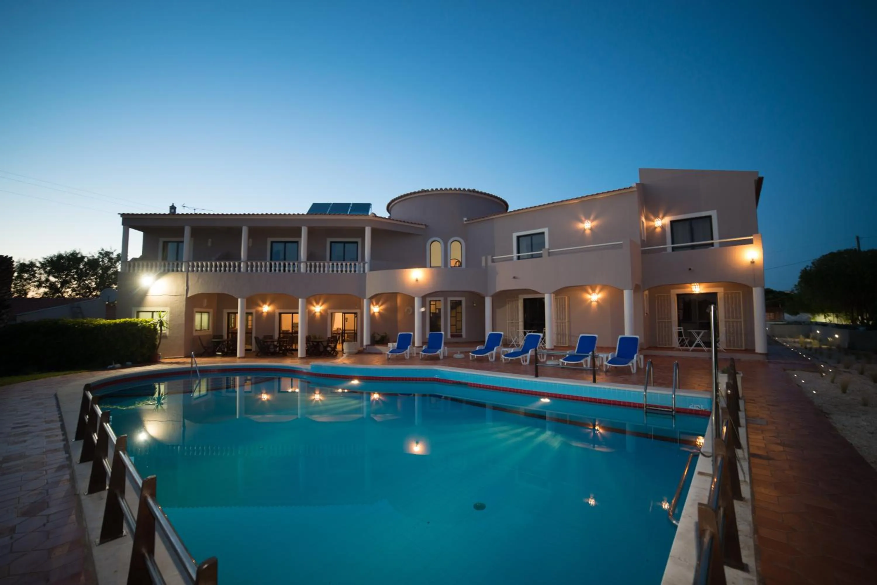 Swimming pool in Casa Rosa Montes