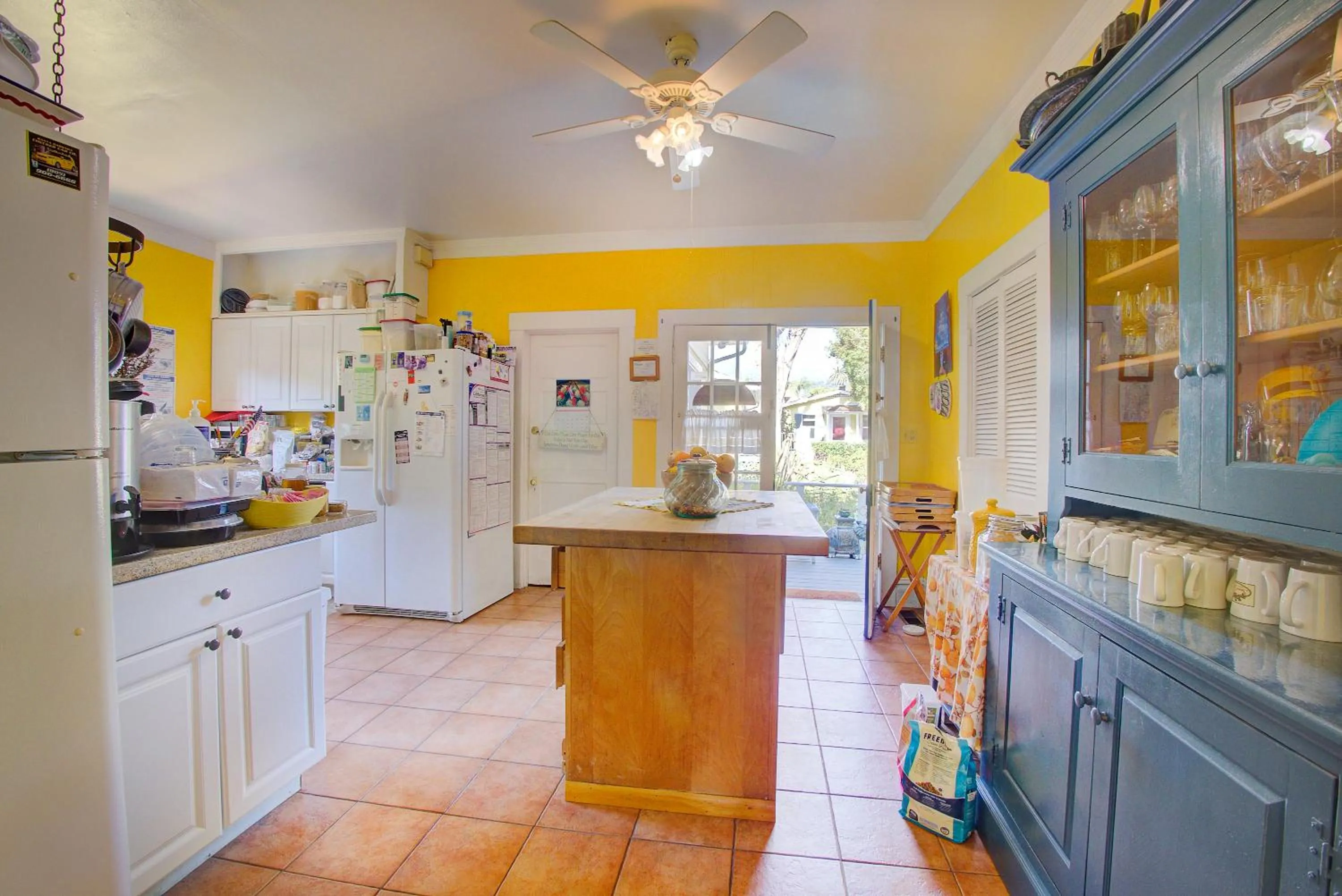 kitchen in Secret Garden Inn & Cottages