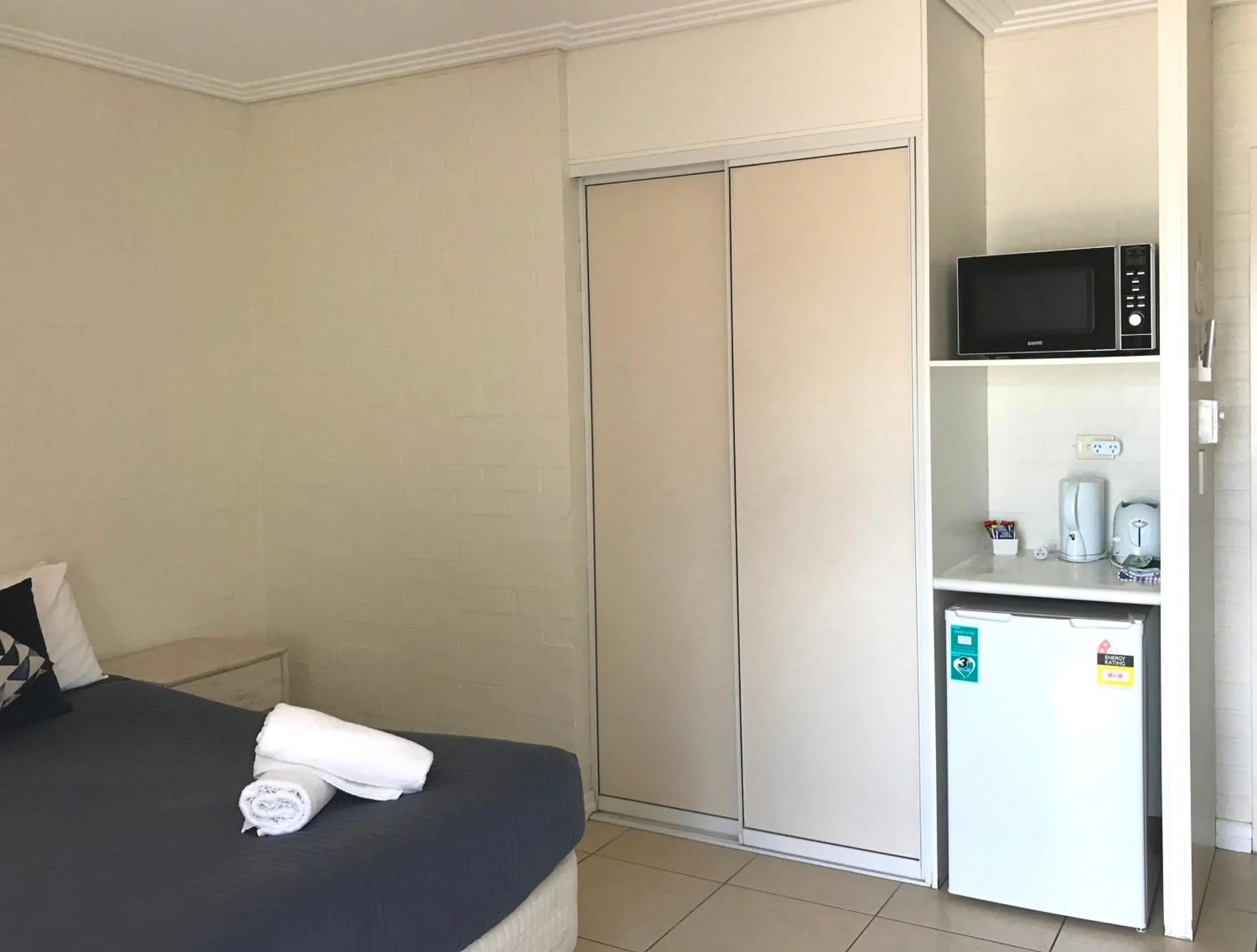 Bed in Bargara Shoreline Apartments